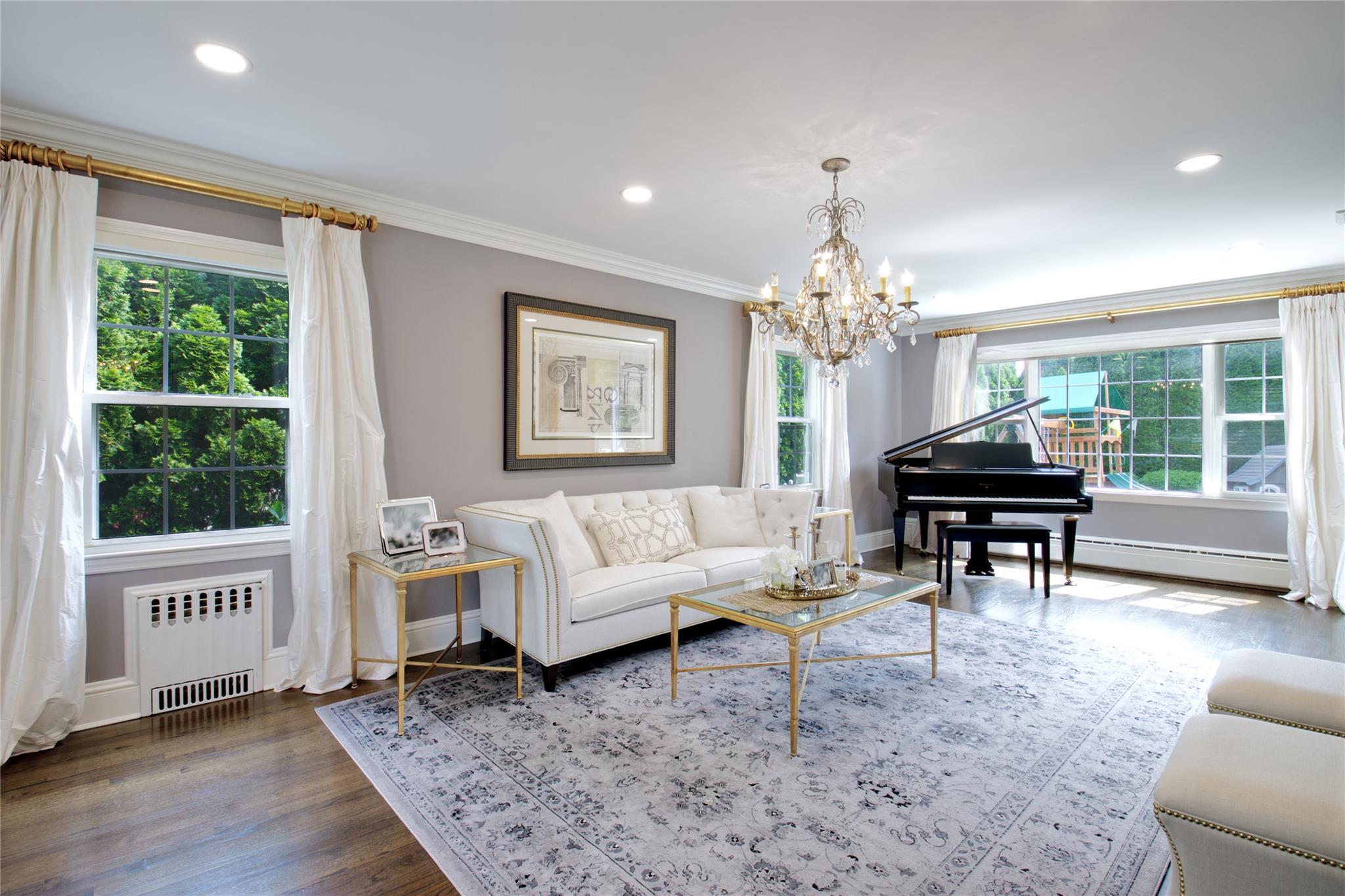 Single Family Brixton  Nassau County, NY 11530, MLS-878021-6