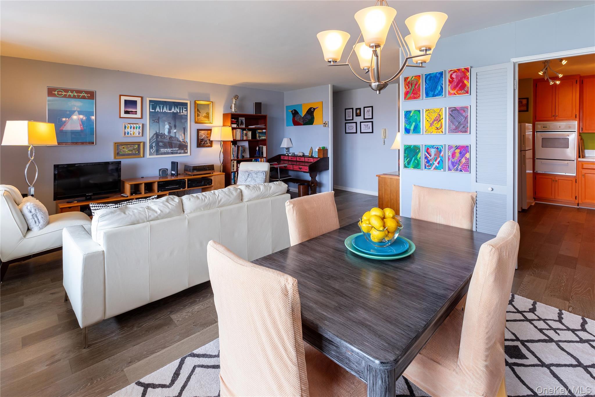 Coop Johnson  Bronx, NY 10463, MLS-878022-6