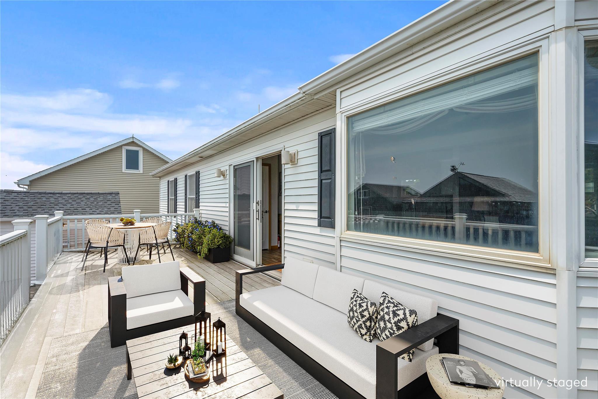 Condo Deforest  Suffolk County, NY 11954, MLS-878025-21