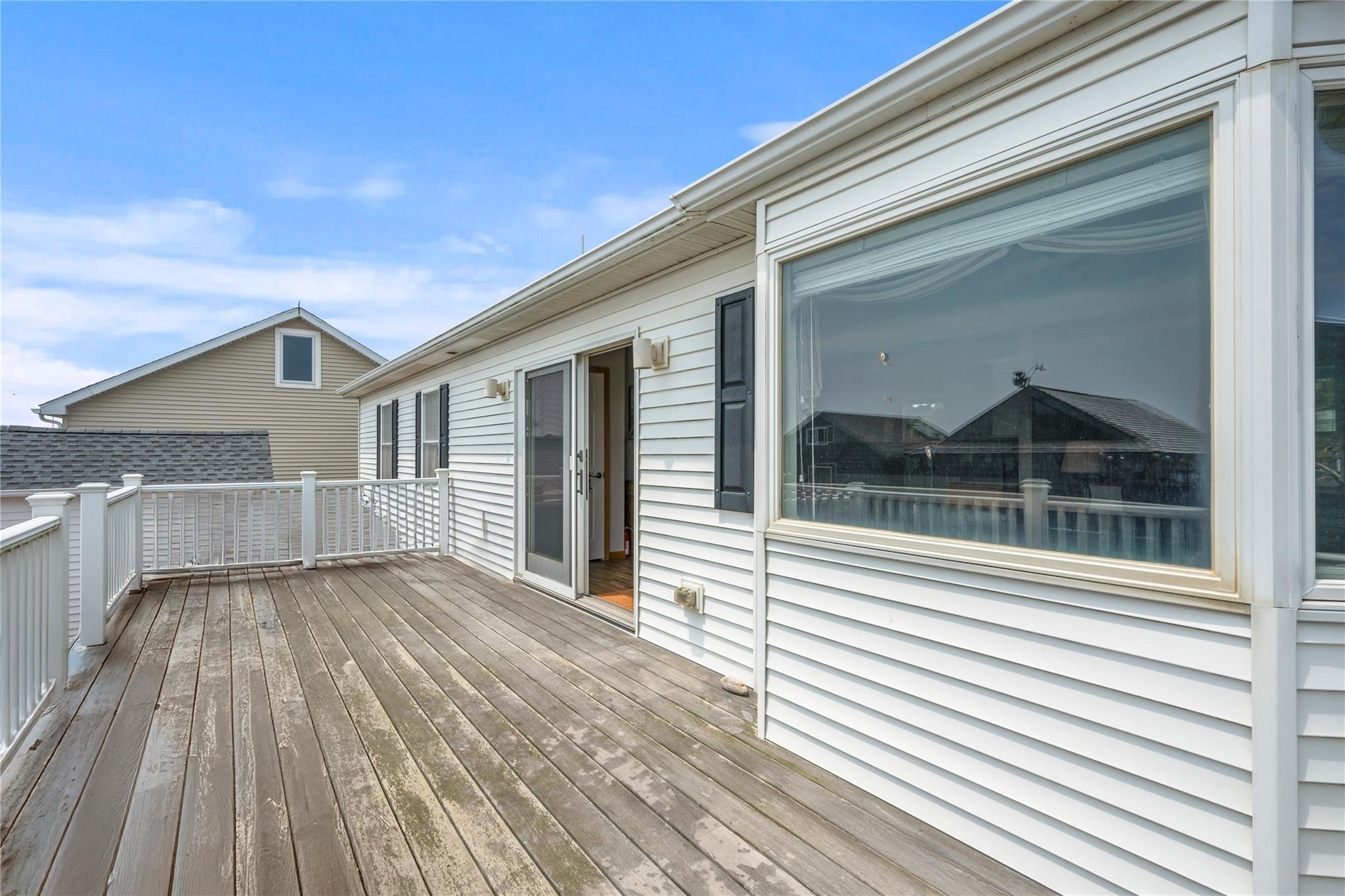 Condo Deforest  Suffolk County, NY 11954, MLS-878025-22
