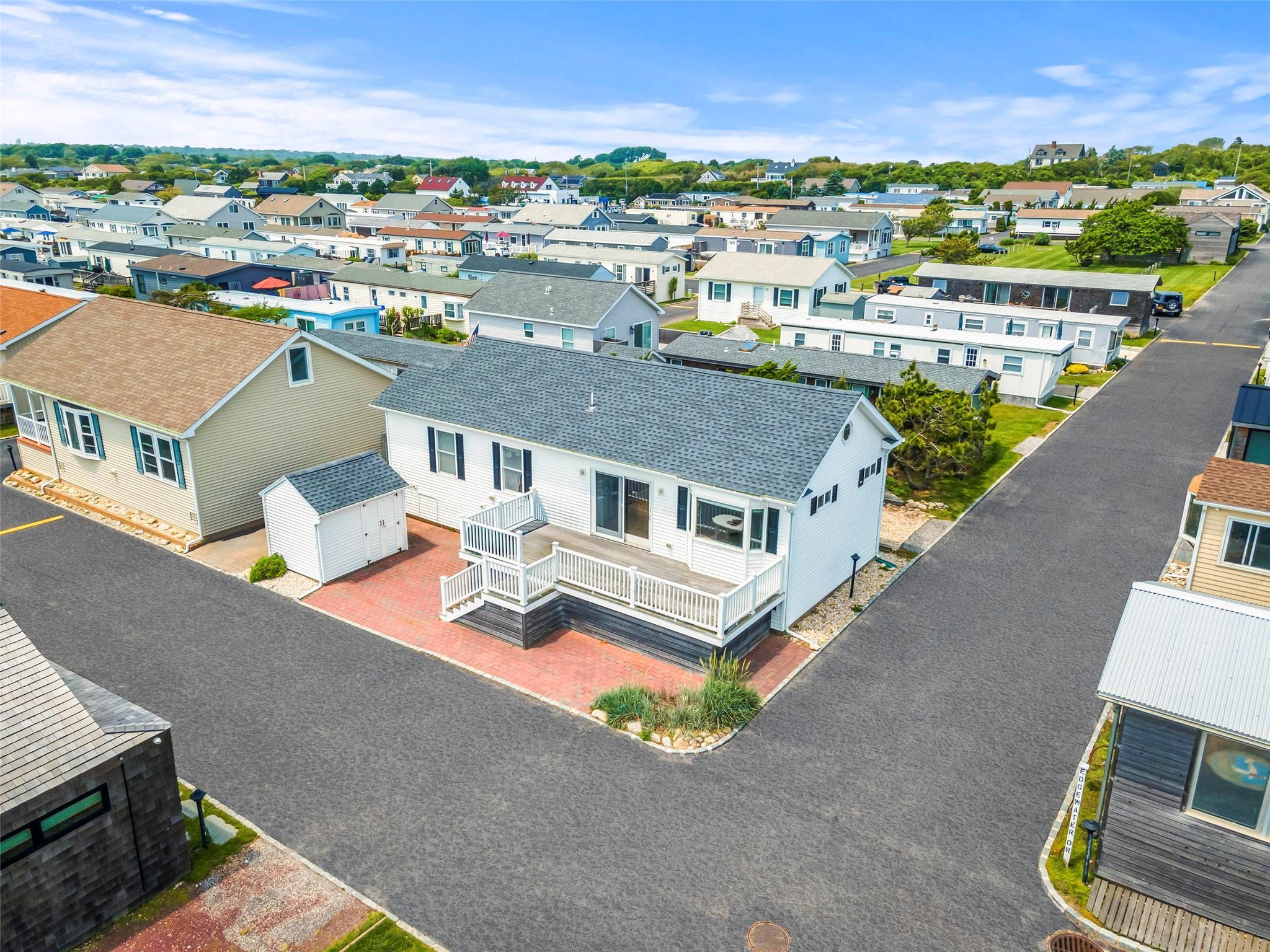Condo Deforest  Suffolk County, NY 11954, MLS-878025-6