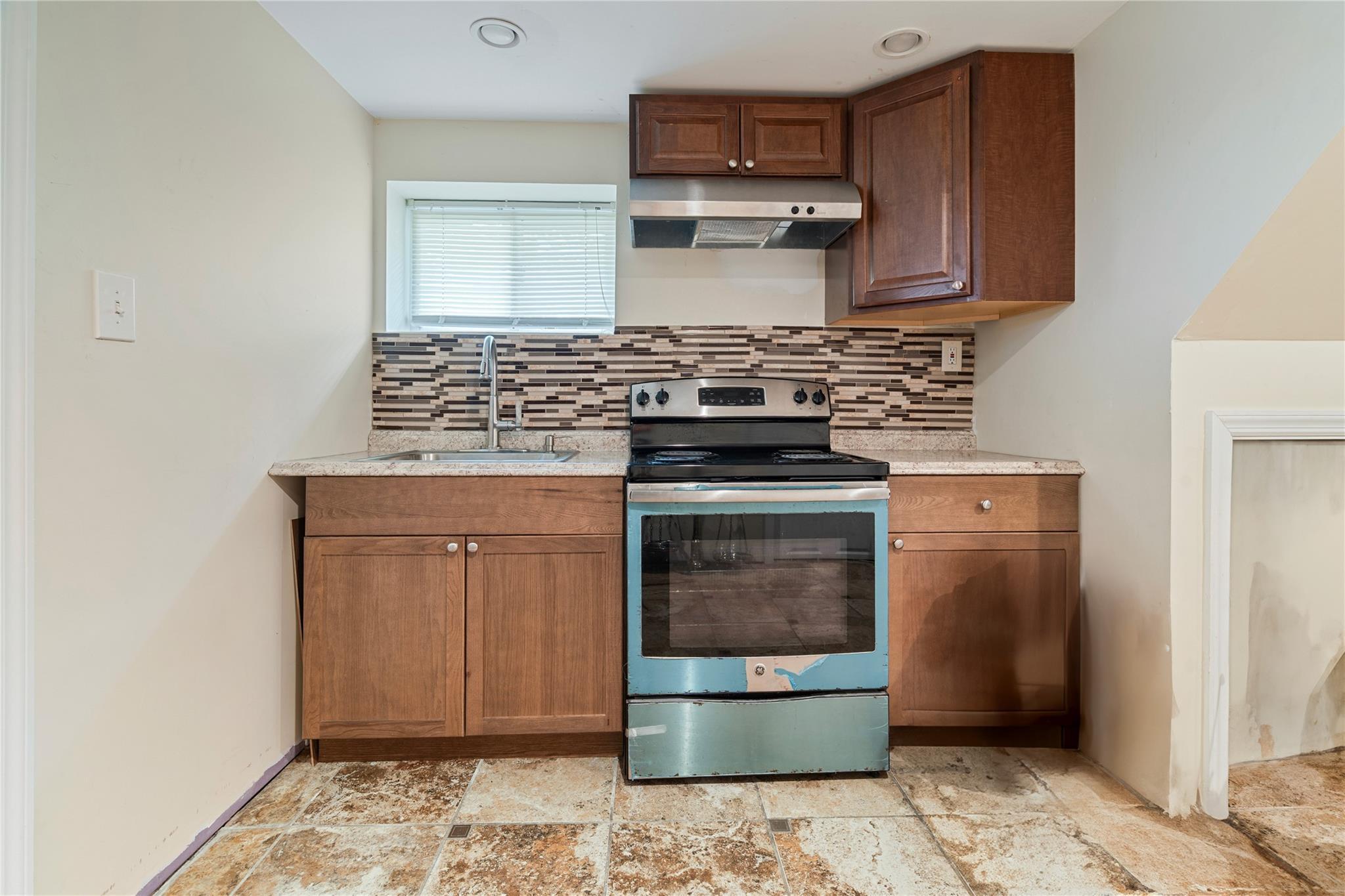 Single Family Pomper  Suffolk County, NY 11731, MLS-878036-24