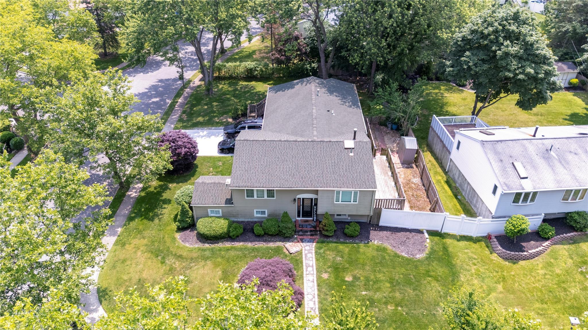 Single Family Pomper  Suffolk County, NY 11731, MLS-878036-3