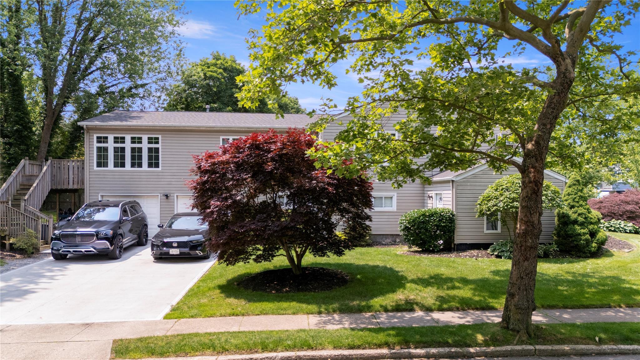 Single Family Pomper  Suffolk County, NY 11731, MLS-878036-4