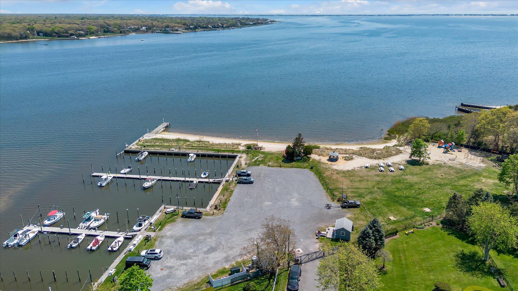 Single Family Pine Edge  Suffolk County, NY 11940, MLS-878039-46