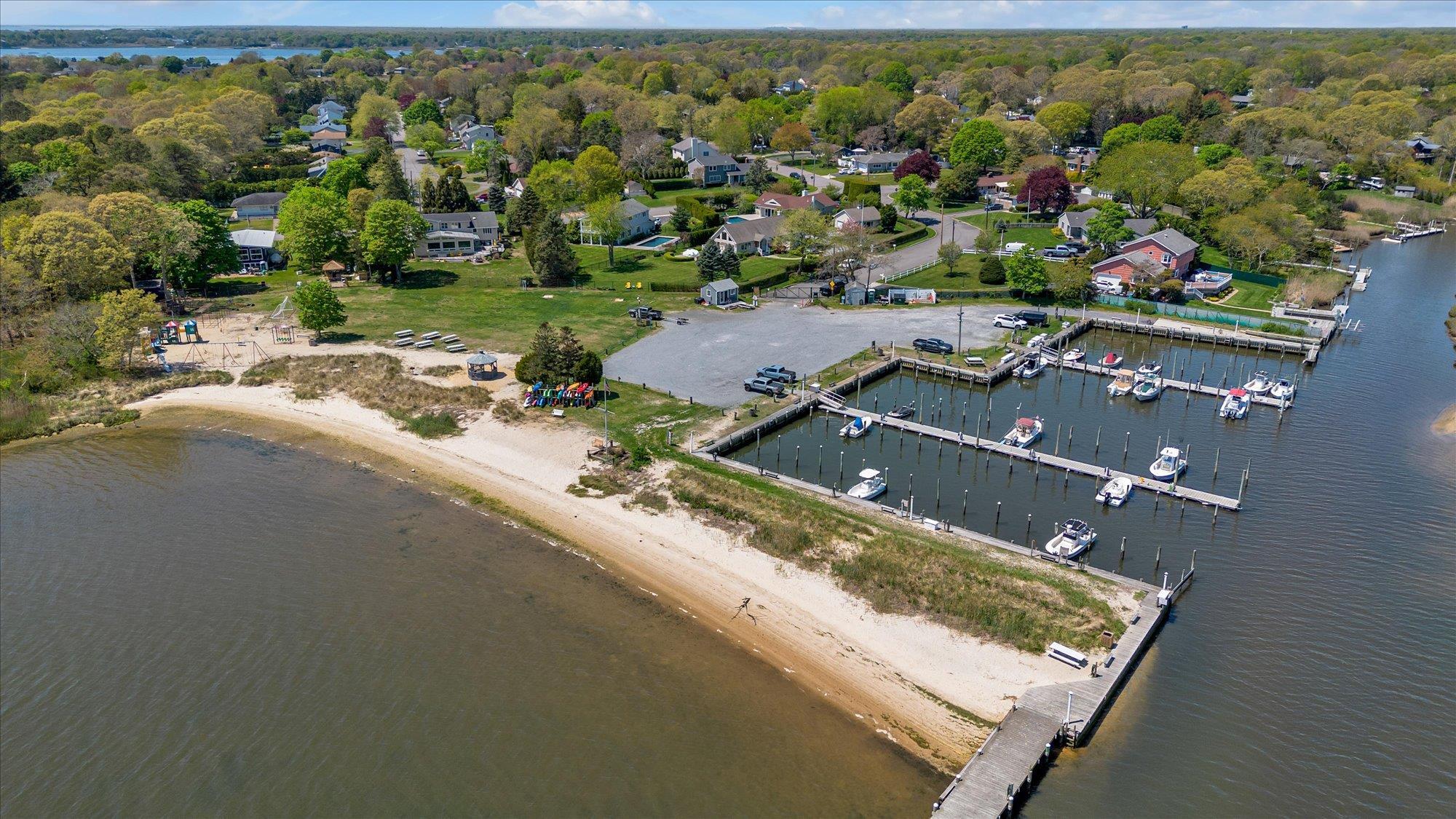 Single Family Pine Edge  Suffolk County, NY 11940, MLS-878039-48