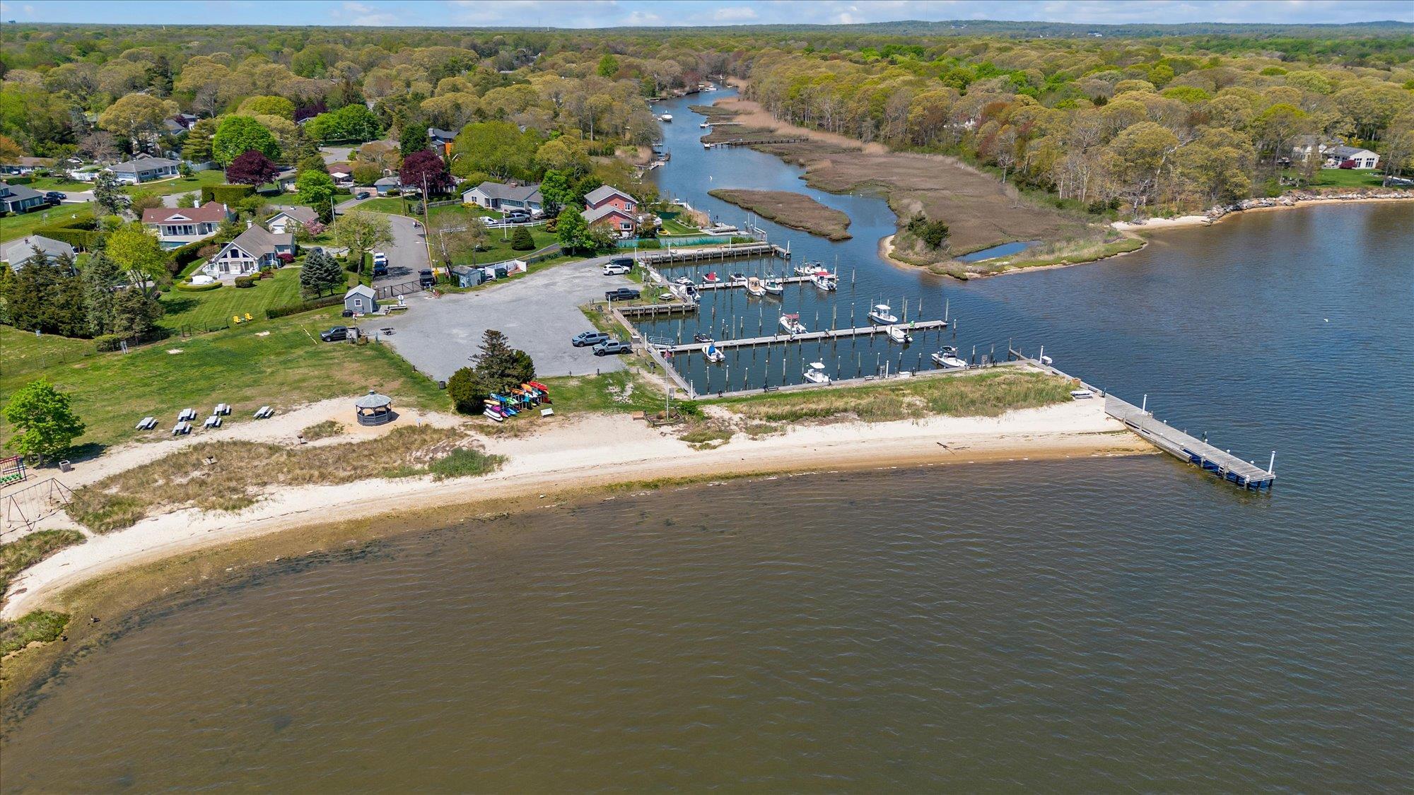 Single Family Pine Edge  Suffolk County, NY 11940, MLS-878039-49