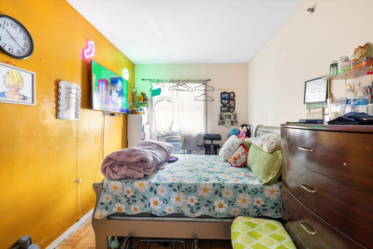 Single Family 175  Queens, NY 11433, MLS-878068-10