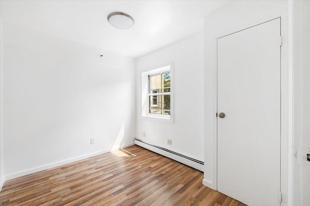 Single Family 175  Queens, NY 11433, MLS-878068-26
