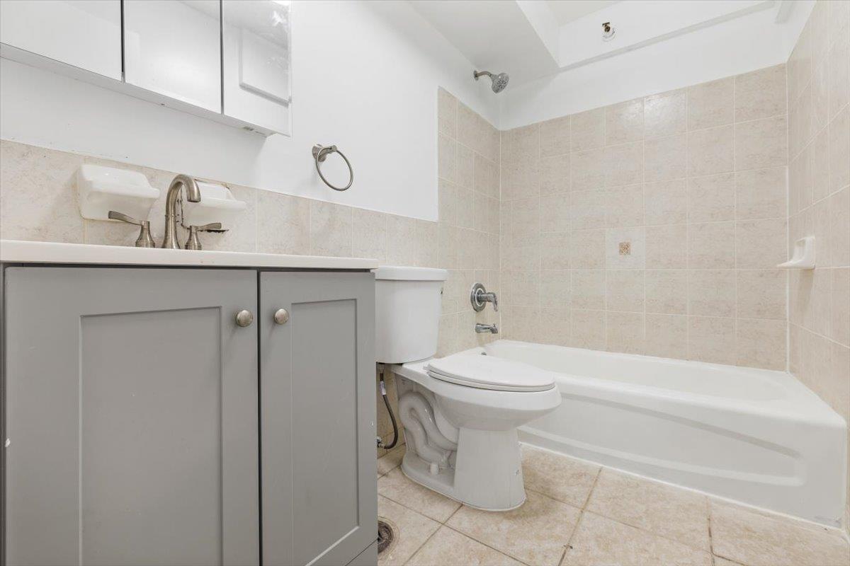 Single Family 175  Queens, NY 11433, MLS-878068-29