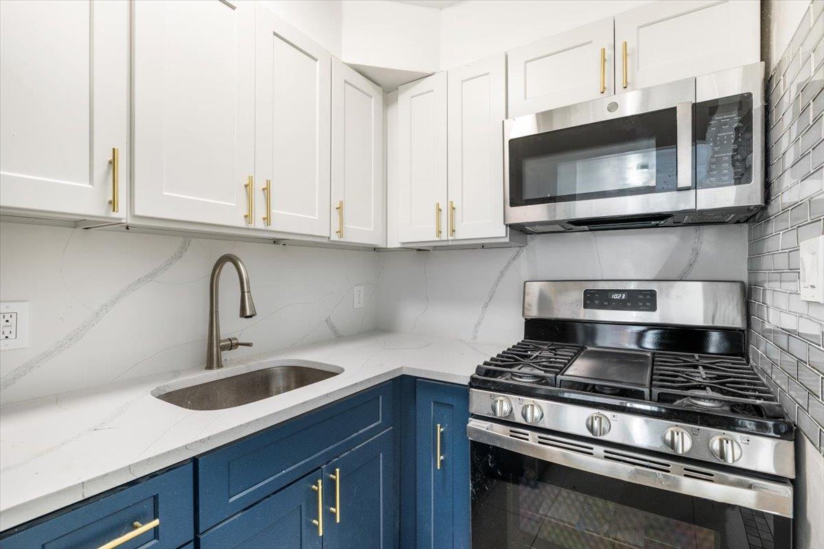Single Family 175  Queens, NY 11433, MLS-878068-34