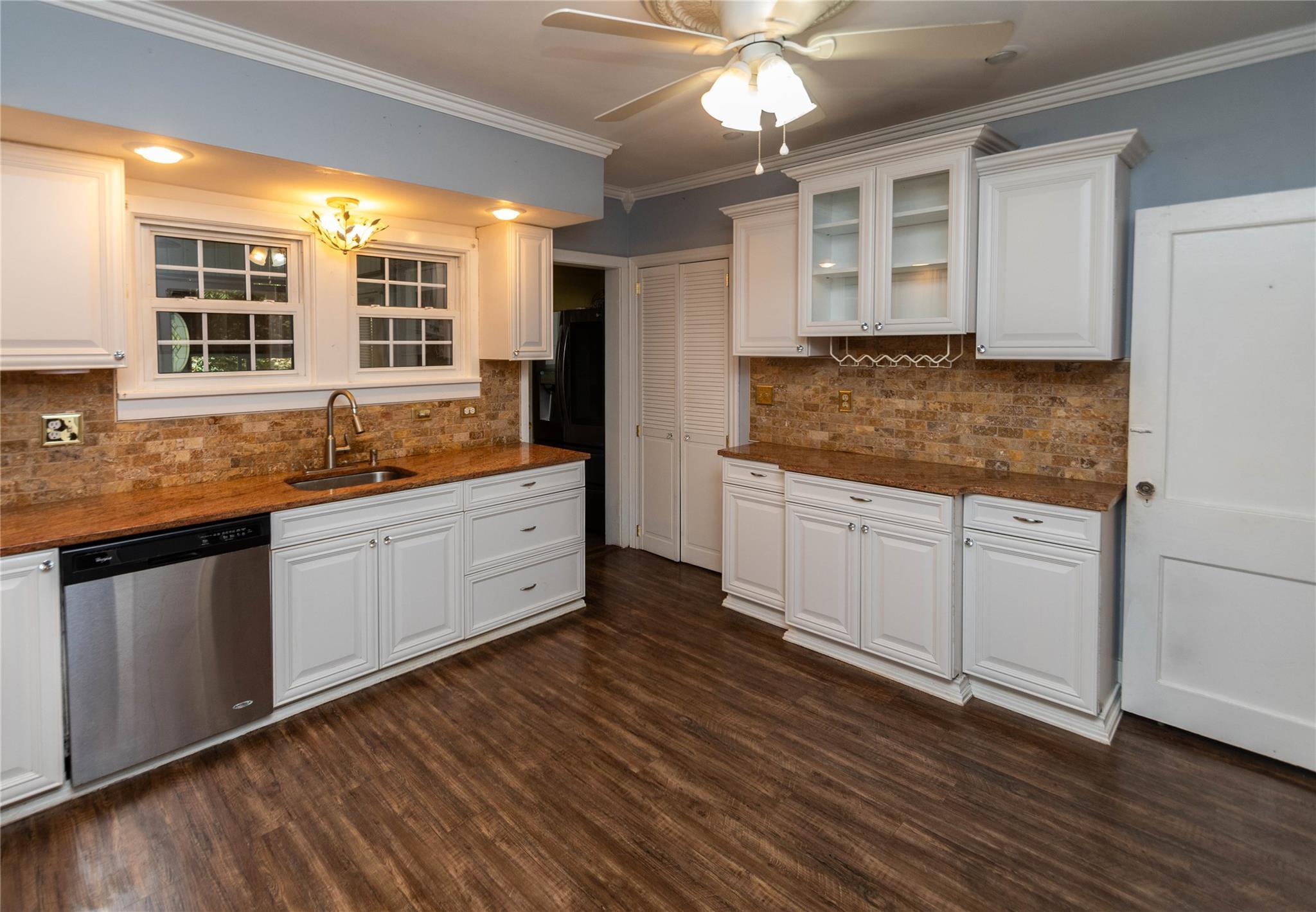 Single Family Woodside  Ulster County, NY 12528, MLS-878074-2