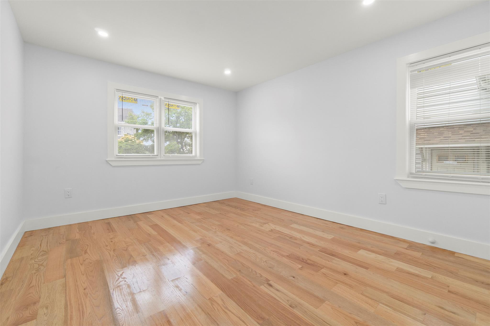 Single Family 135th  Queens, NY 11413, MLS-878080-12