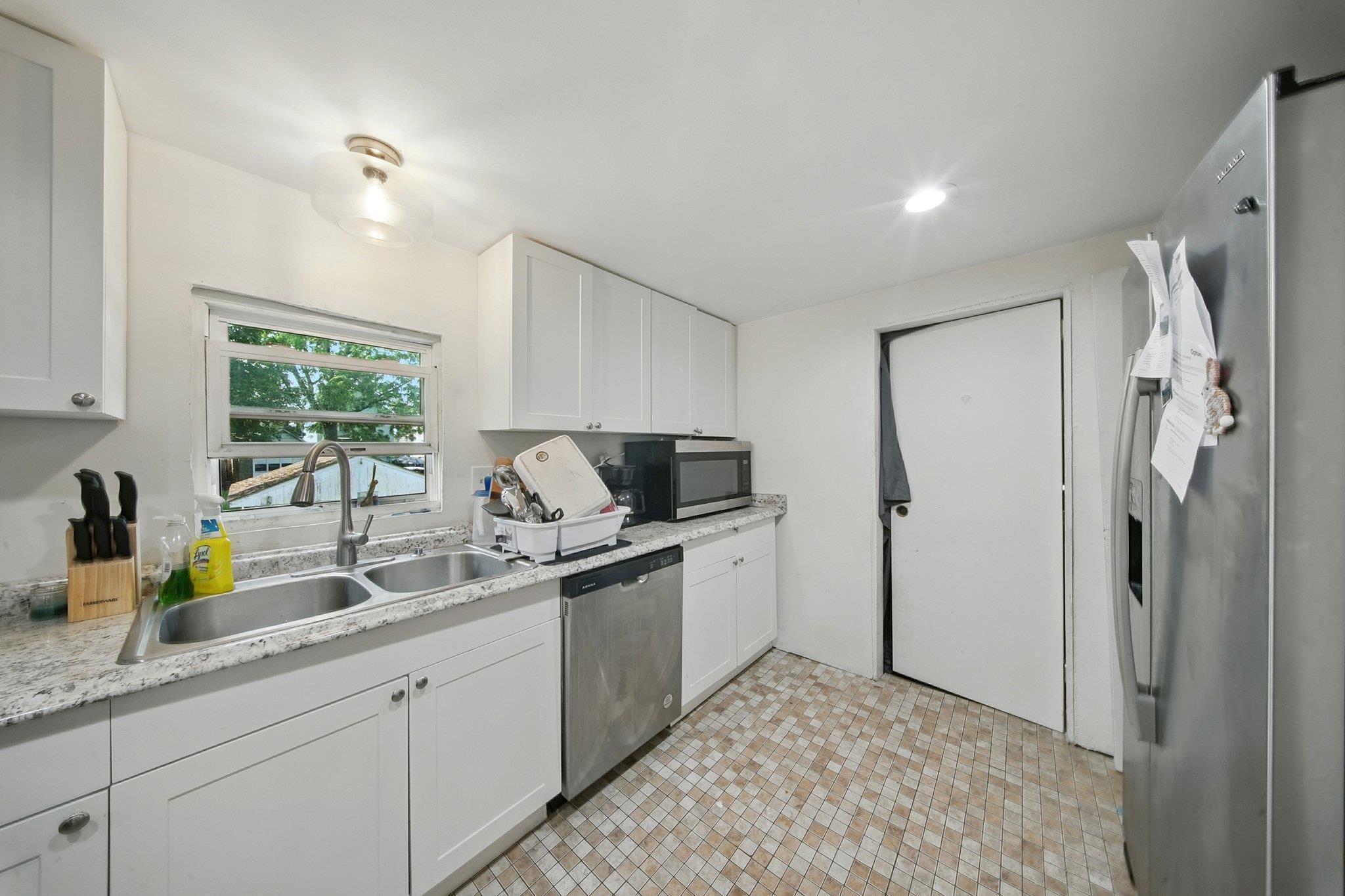 Single Family Main  Orange County, NY 12586, MLS-878096-21