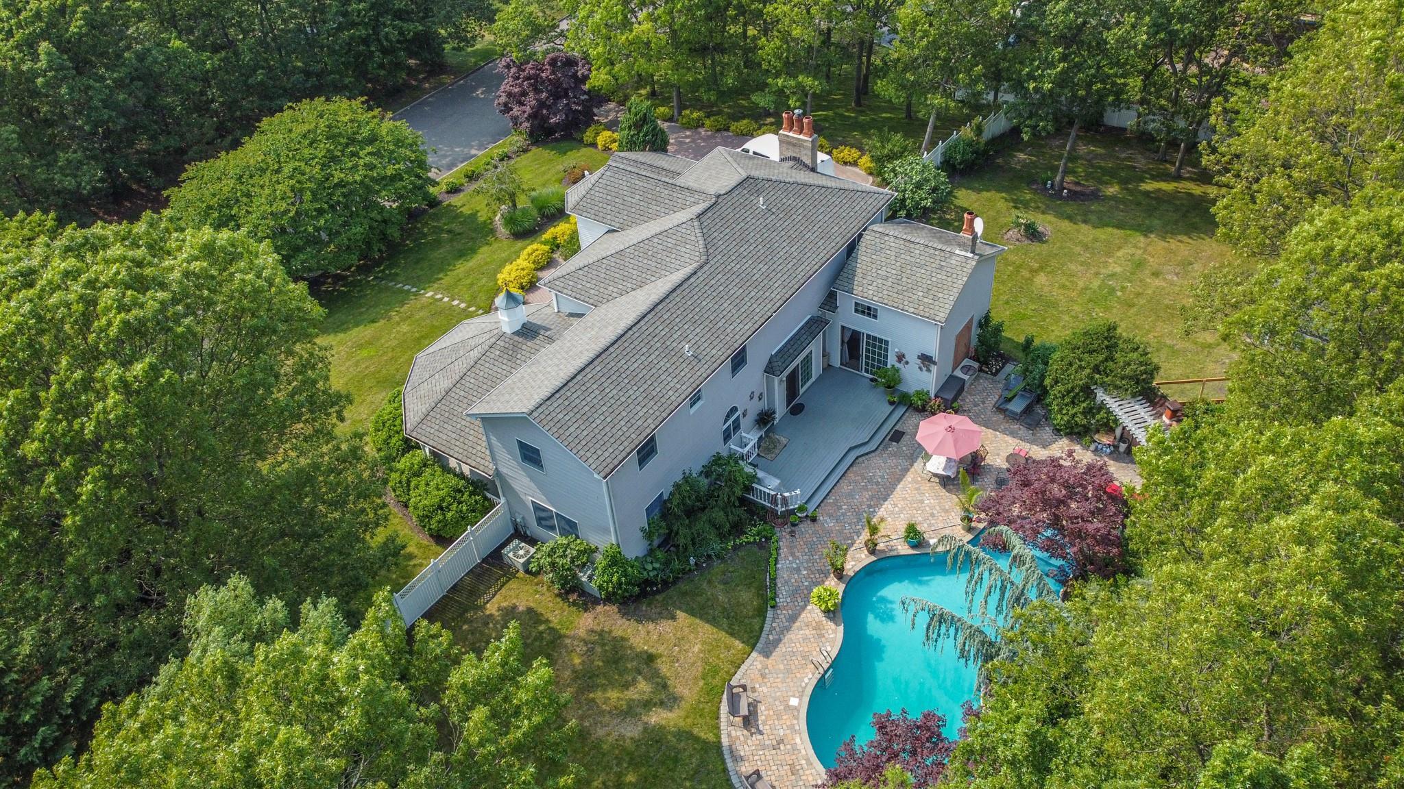 Single Family Lidge  Suffolk County, NY 11738, MLS-878115-12