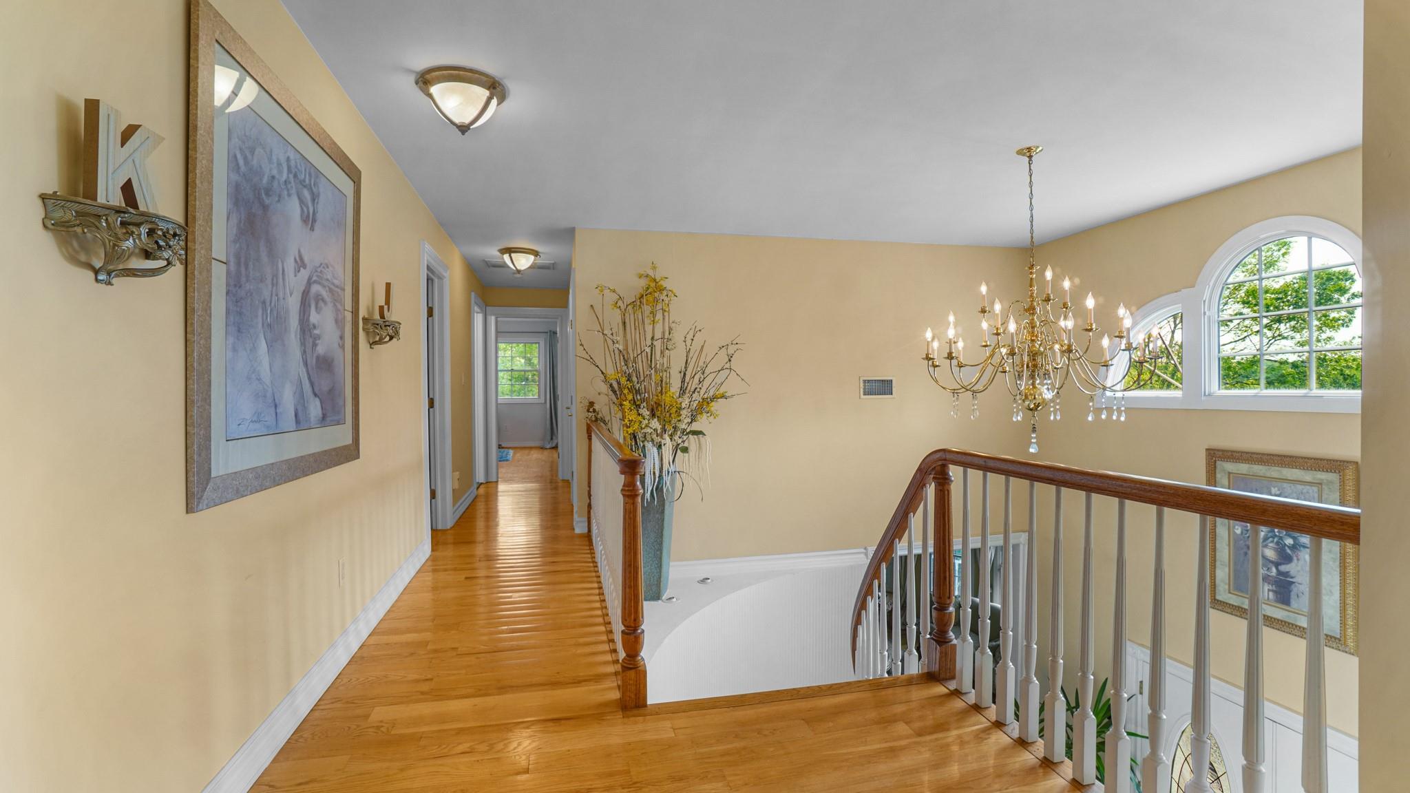 Single Family Lidge  Suffolk County, NY 11738, MLS-878115-35