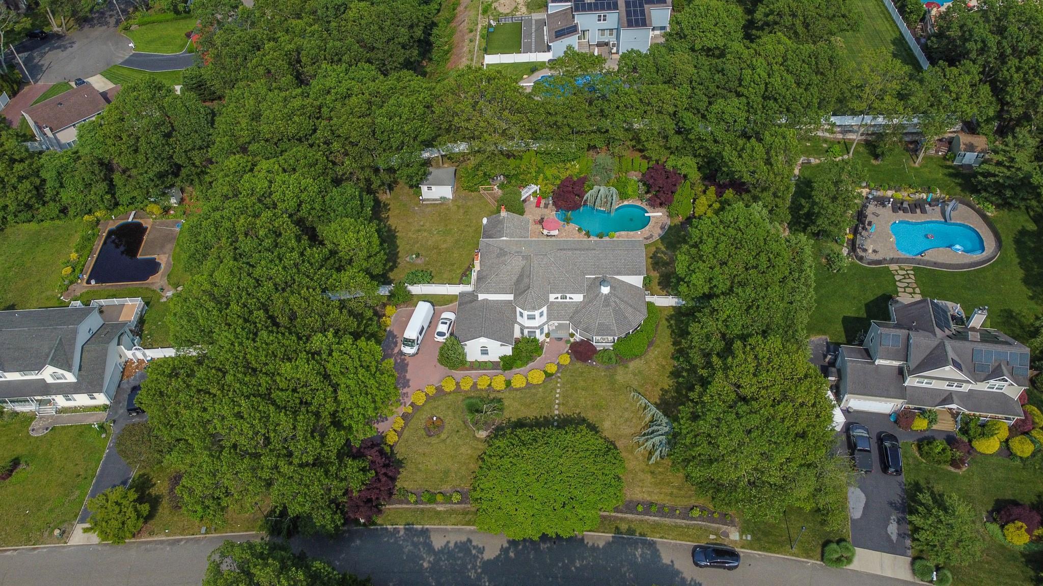 Single Family Lidge  Suffolk County, NY 11738, MLS-878115-5