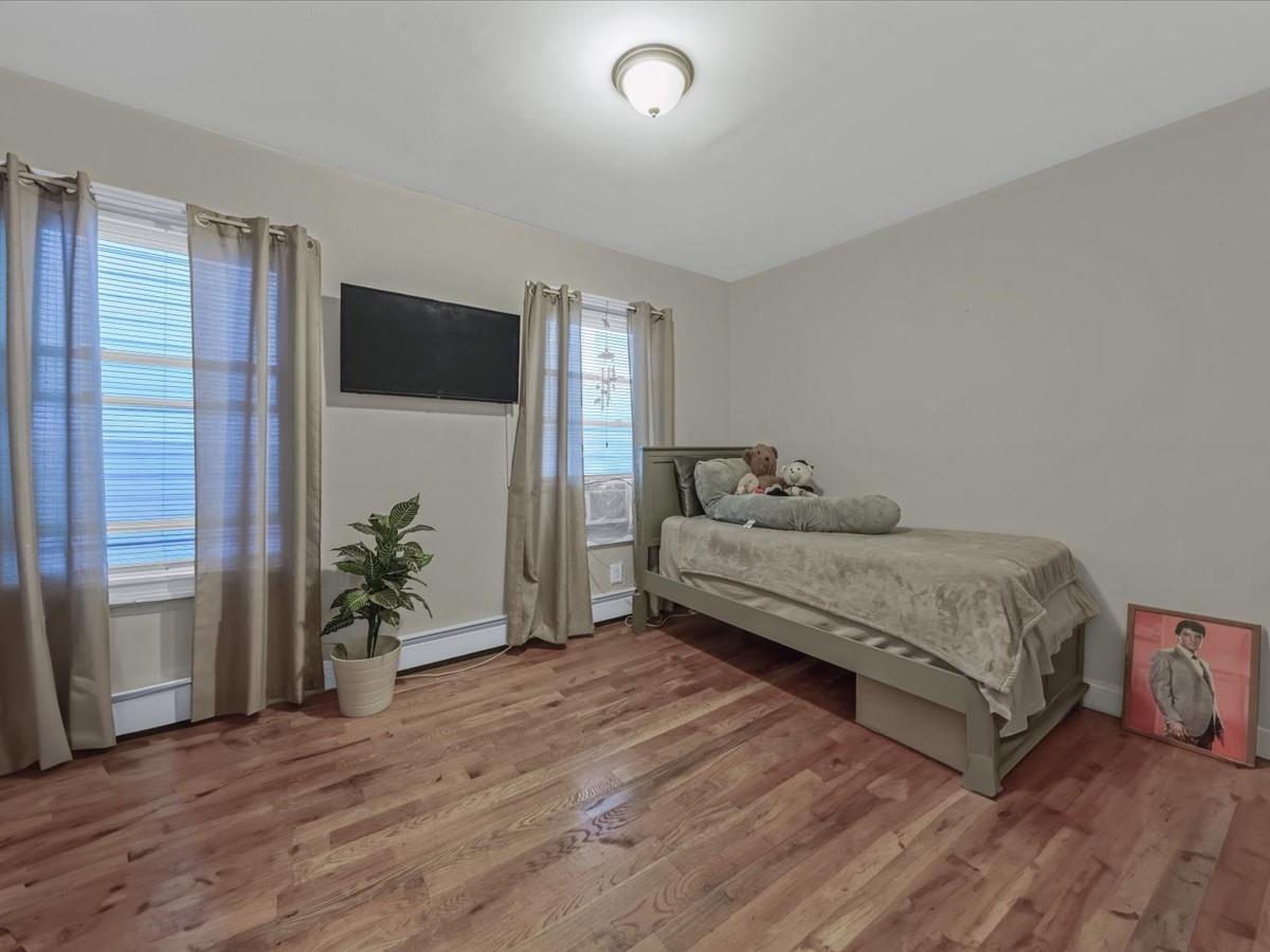 Single Family Heath  Bronx, NY 10463, MLS-878120-11