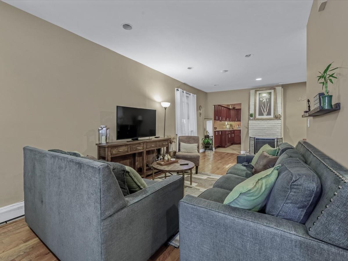 Single Family Heath  Bronx, NY 10463, MLS-878120-2