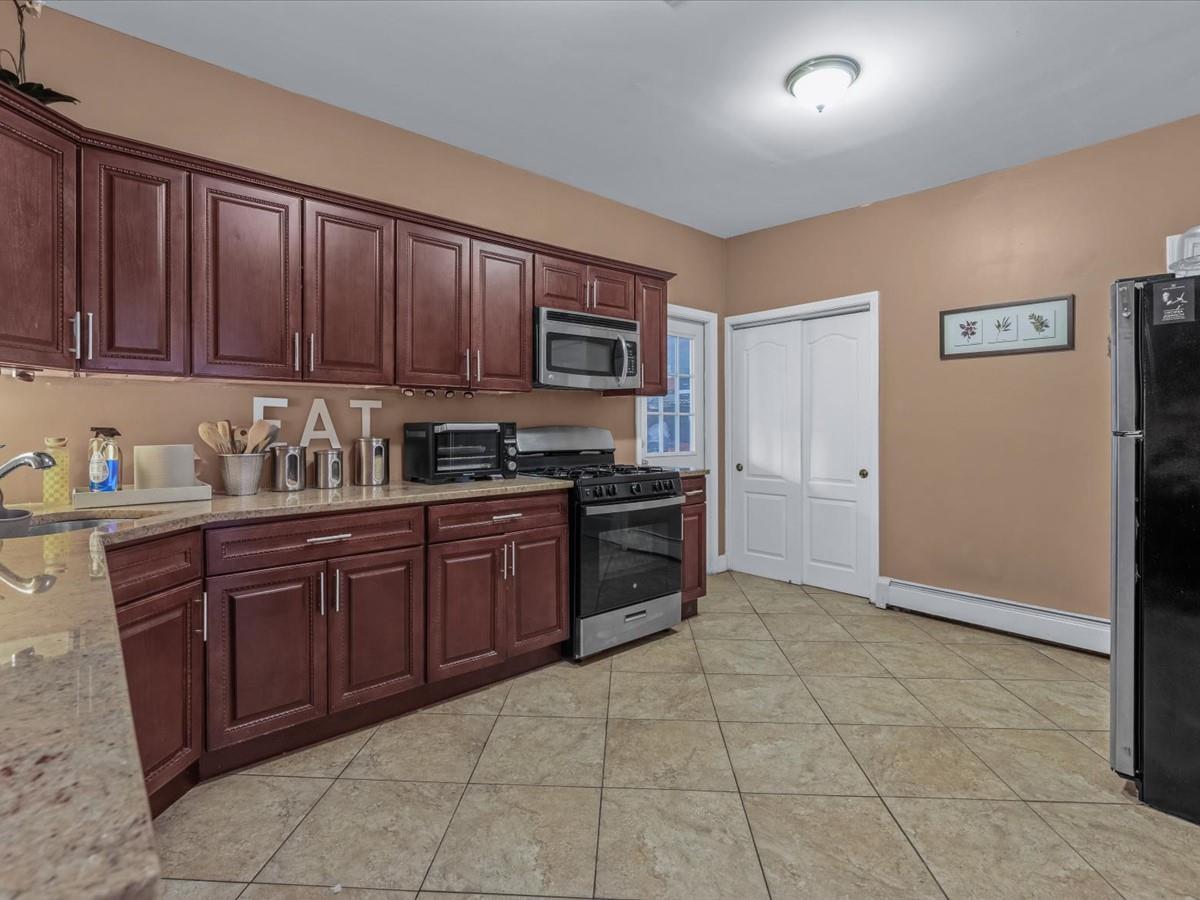 Single Family Heath  Bronx, NY 10463, MLS-878120-7