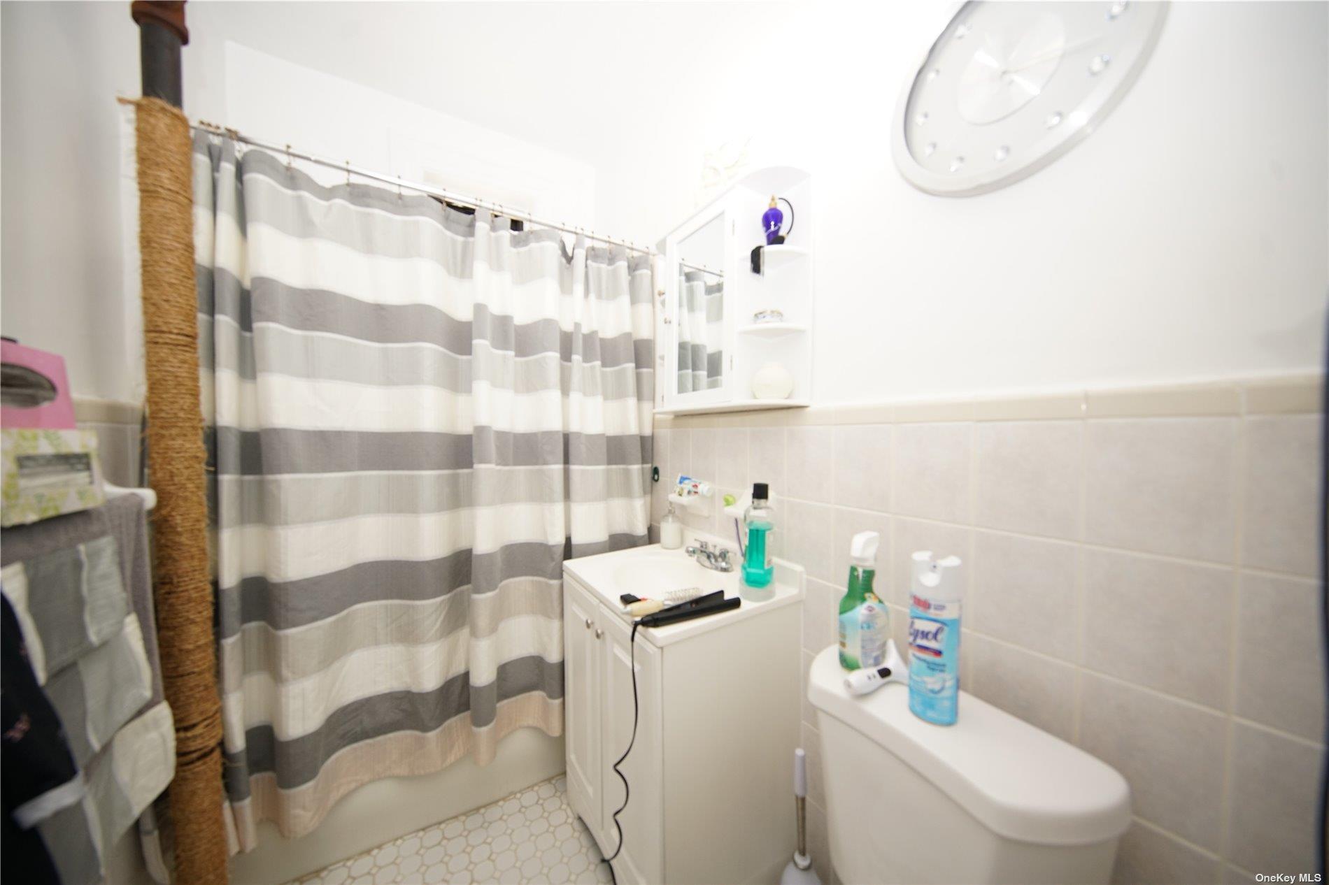 Single Family 99th Queens, NY 11368, MLS-878140-14