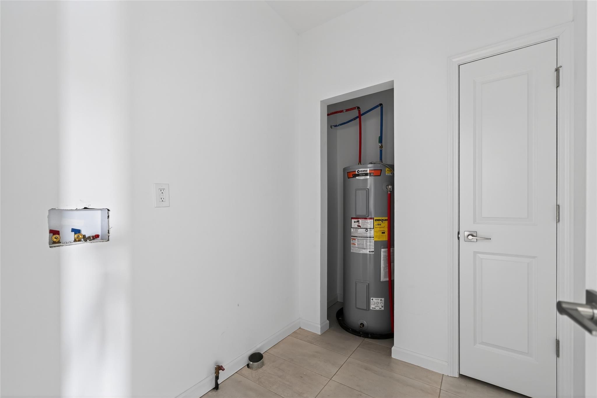 Single Family Torah Circle  Sullivan County, NY 12733, MLS-878155-27