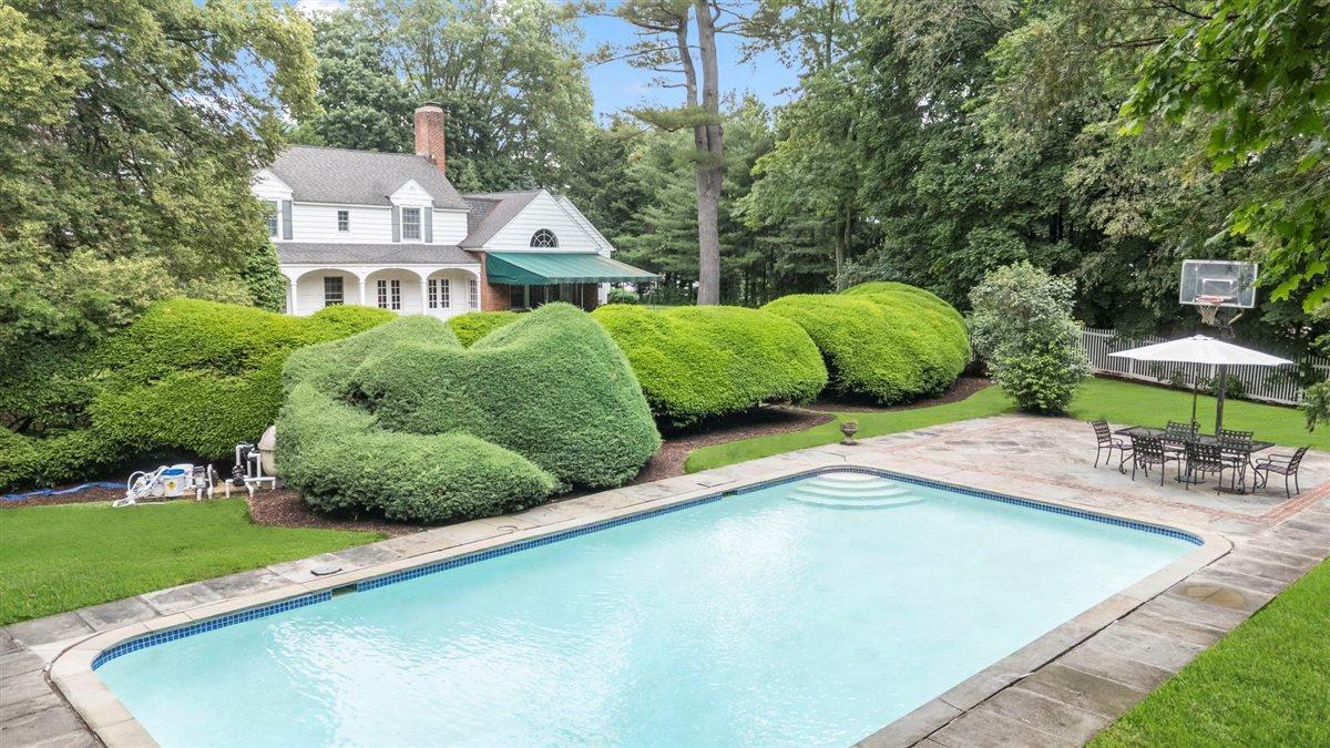 Single Family Mccouns  Nassau County, NY 11545, MLS-878181-37