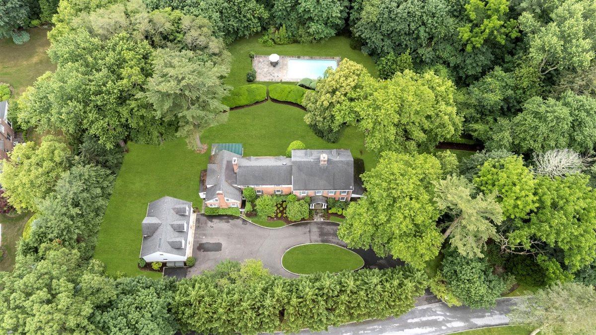 Single Family Mccouns  Nassau County, NY 11545, MLS-878181-39