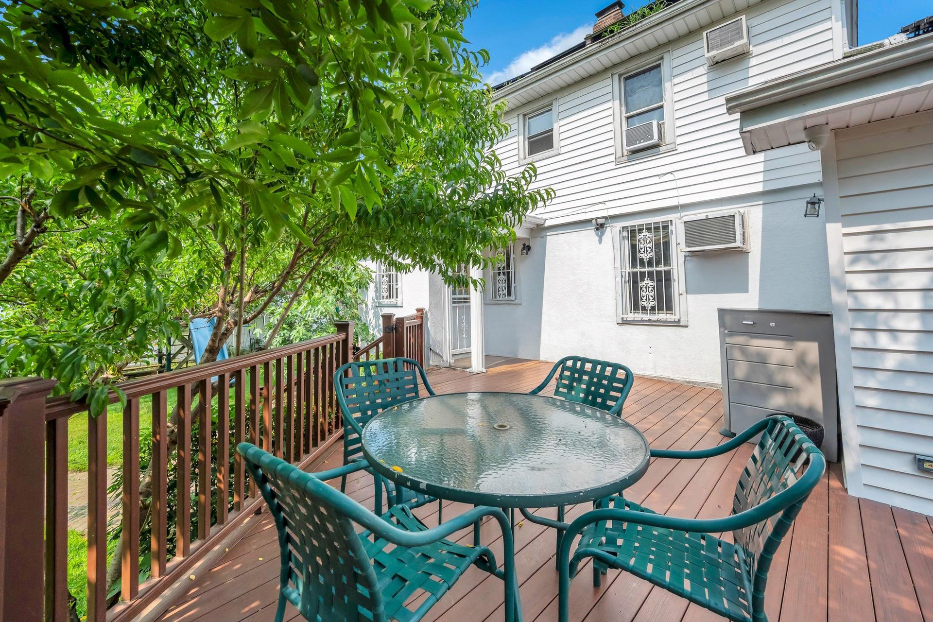 Single Family Grant  Nassau County, NY 11507, MLS-878196-24