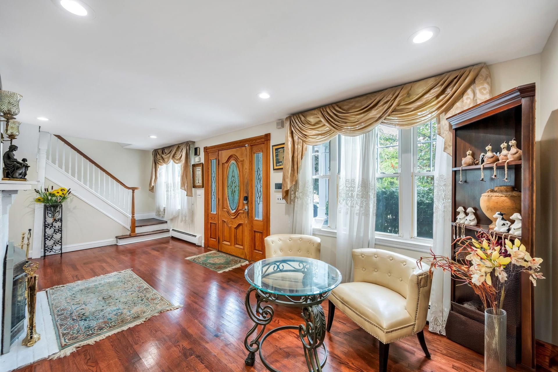 Single Family Grant  Nassau County, NY 11507, MLS-878196-3