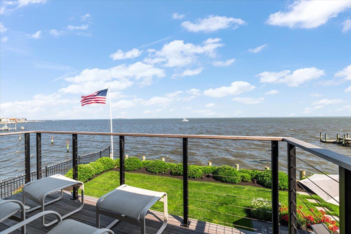 Single Family Shore  Suffolk County, NY 11726, MLS-878227-36
