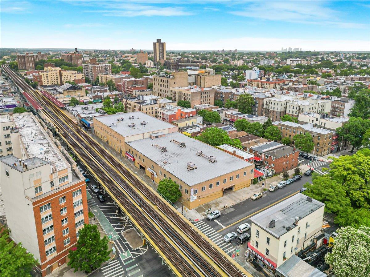 Commercial Sale Cruger  Bronx, NY 10467, MLS-878235-6