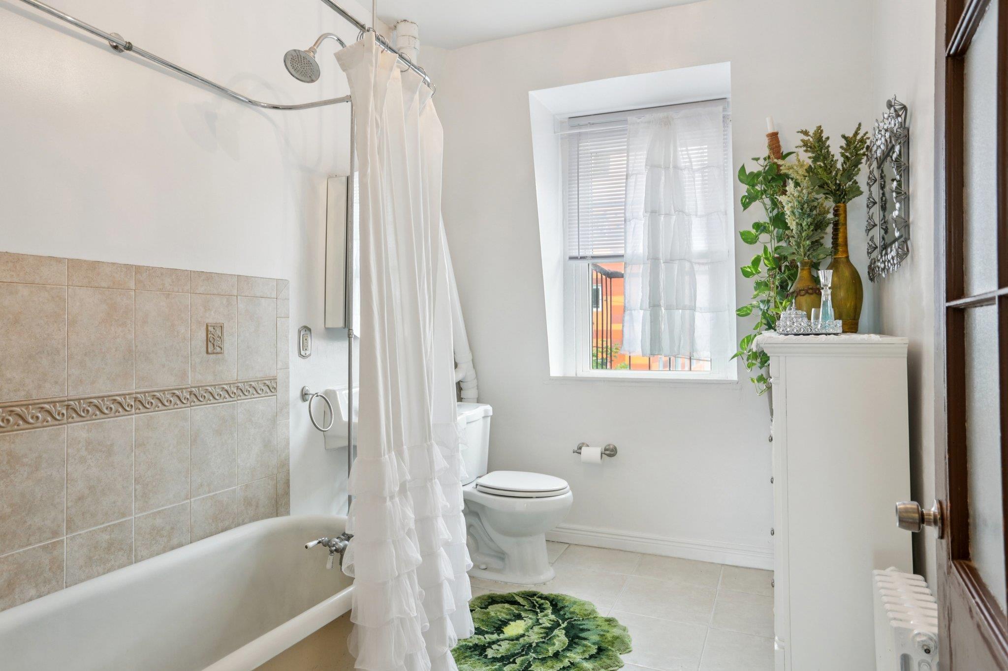 Single Family Warburton  Westchester County, NY 10701, MLS-878266-17