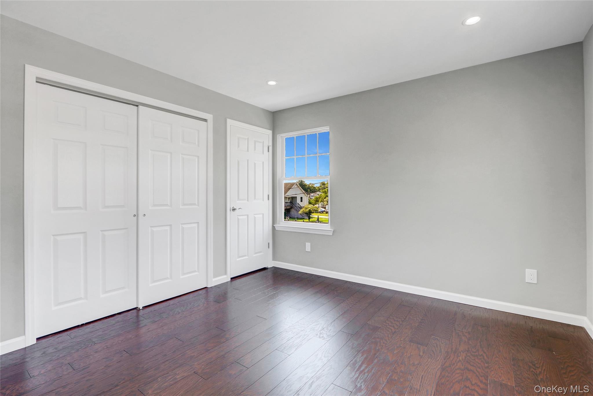 Single Family Moreland  Nassau County, NY 11572, MLS-878268-25