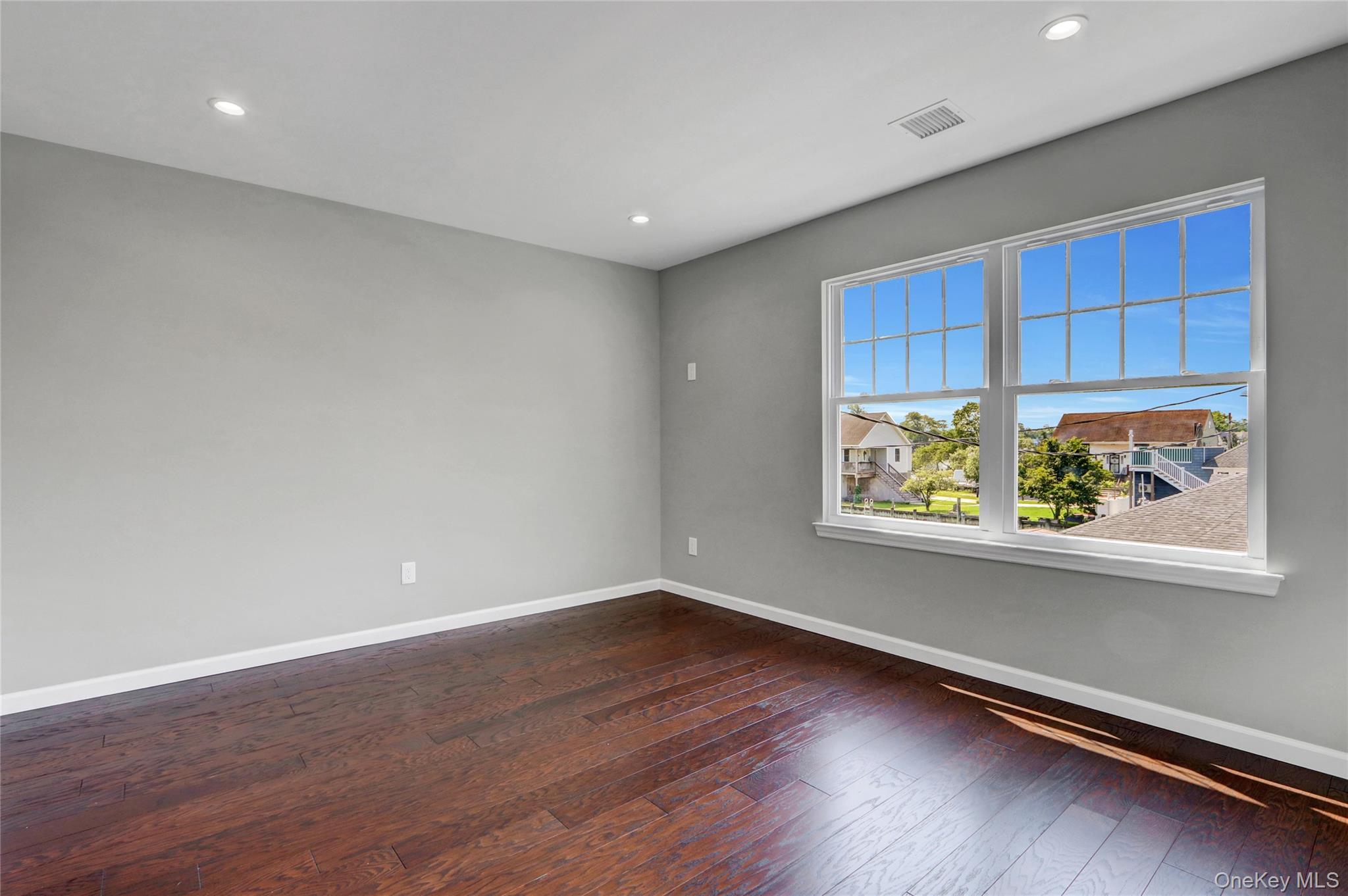 Single Family Moreland  Nassau County, NY 11572, MLS-878268-27