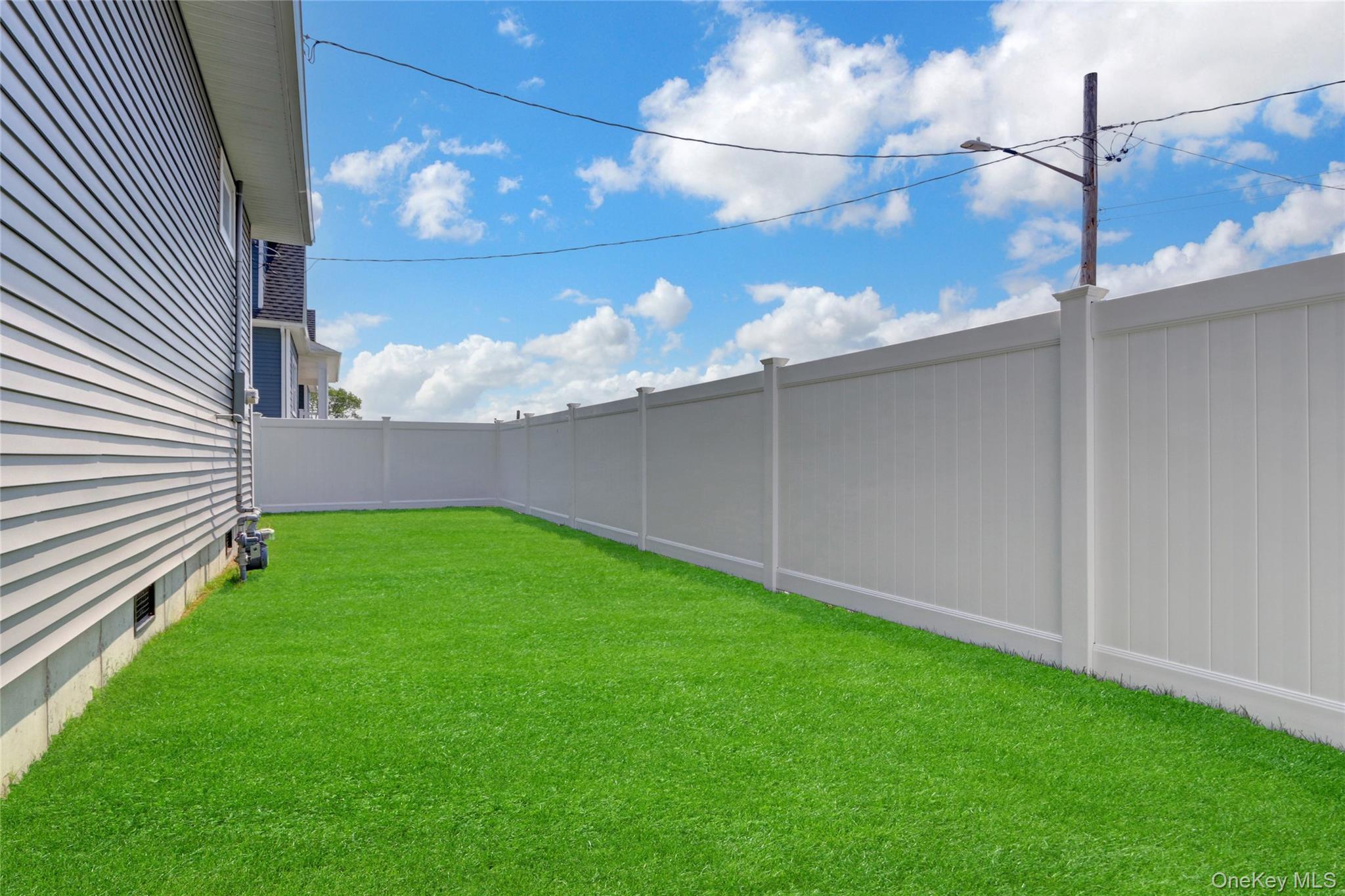 Single Family Moreland  Nassau County, NY 11572, MLS-878268-31