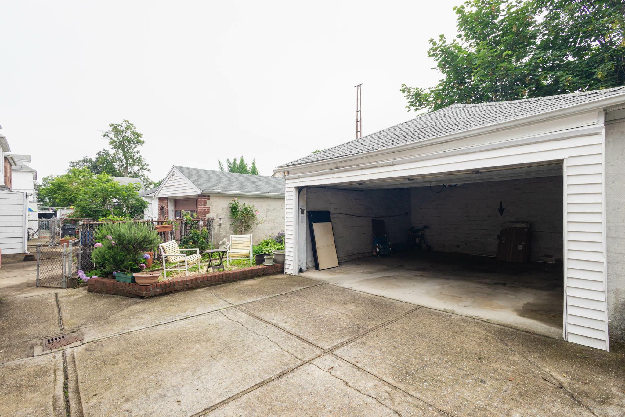 Single Family 201  Queens, NY 11361, MLS-878269-2