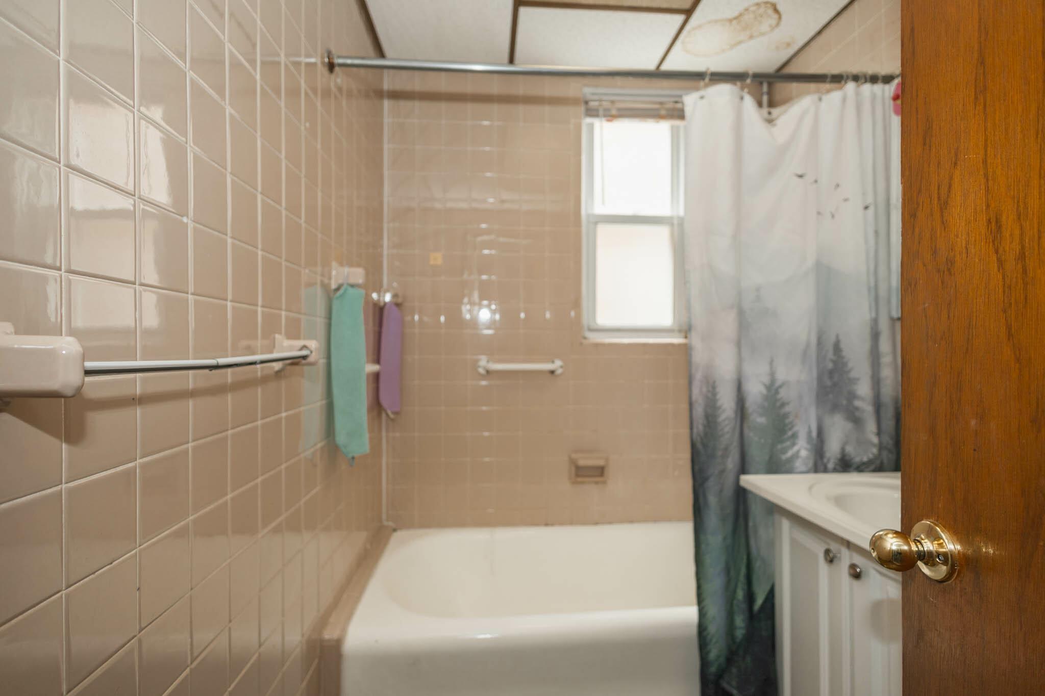 Single Family 201  Queens, NY 11361, MLS-878269-34