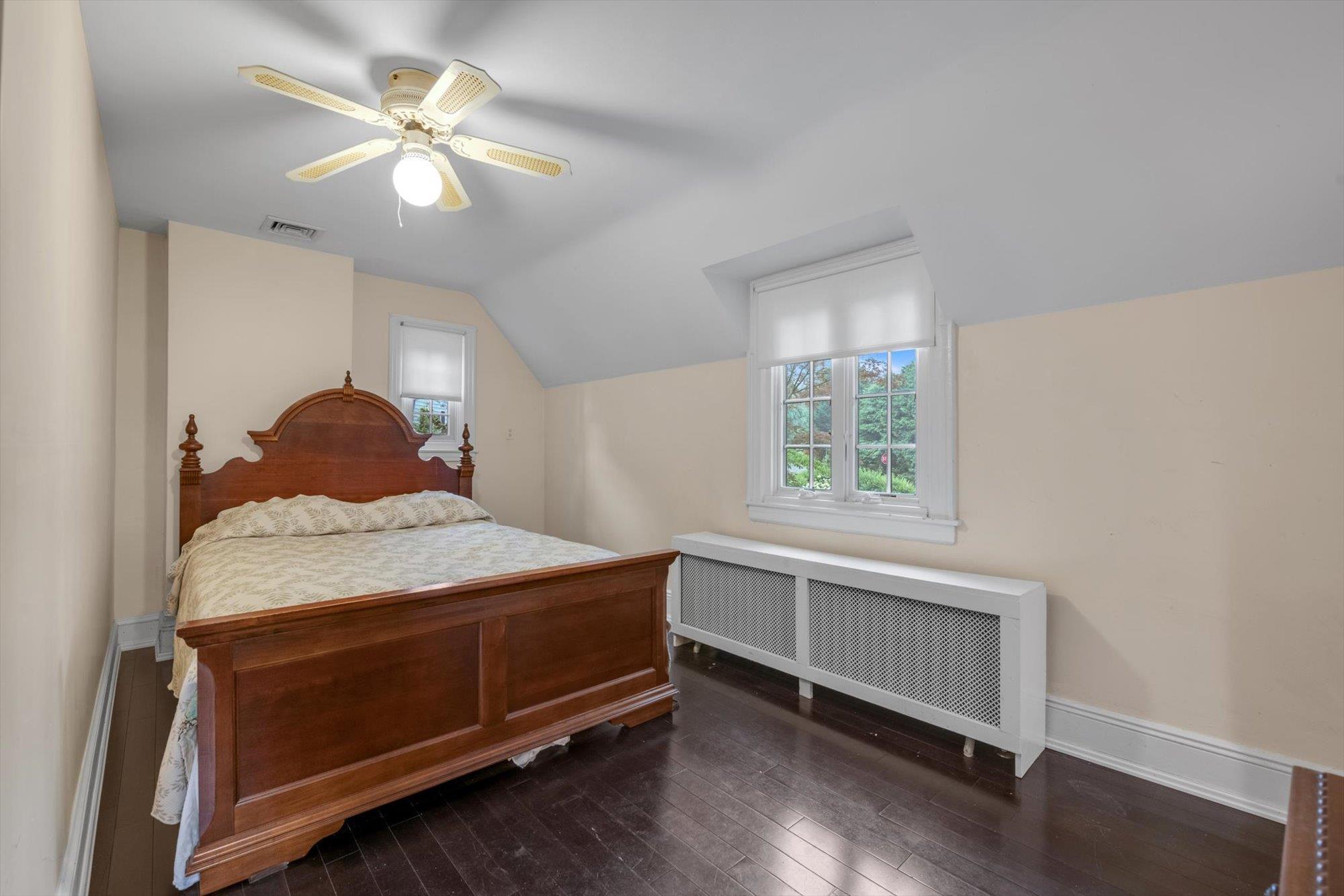 Single Family Summit  Nassau County, NY 11050, MLS-878270-10