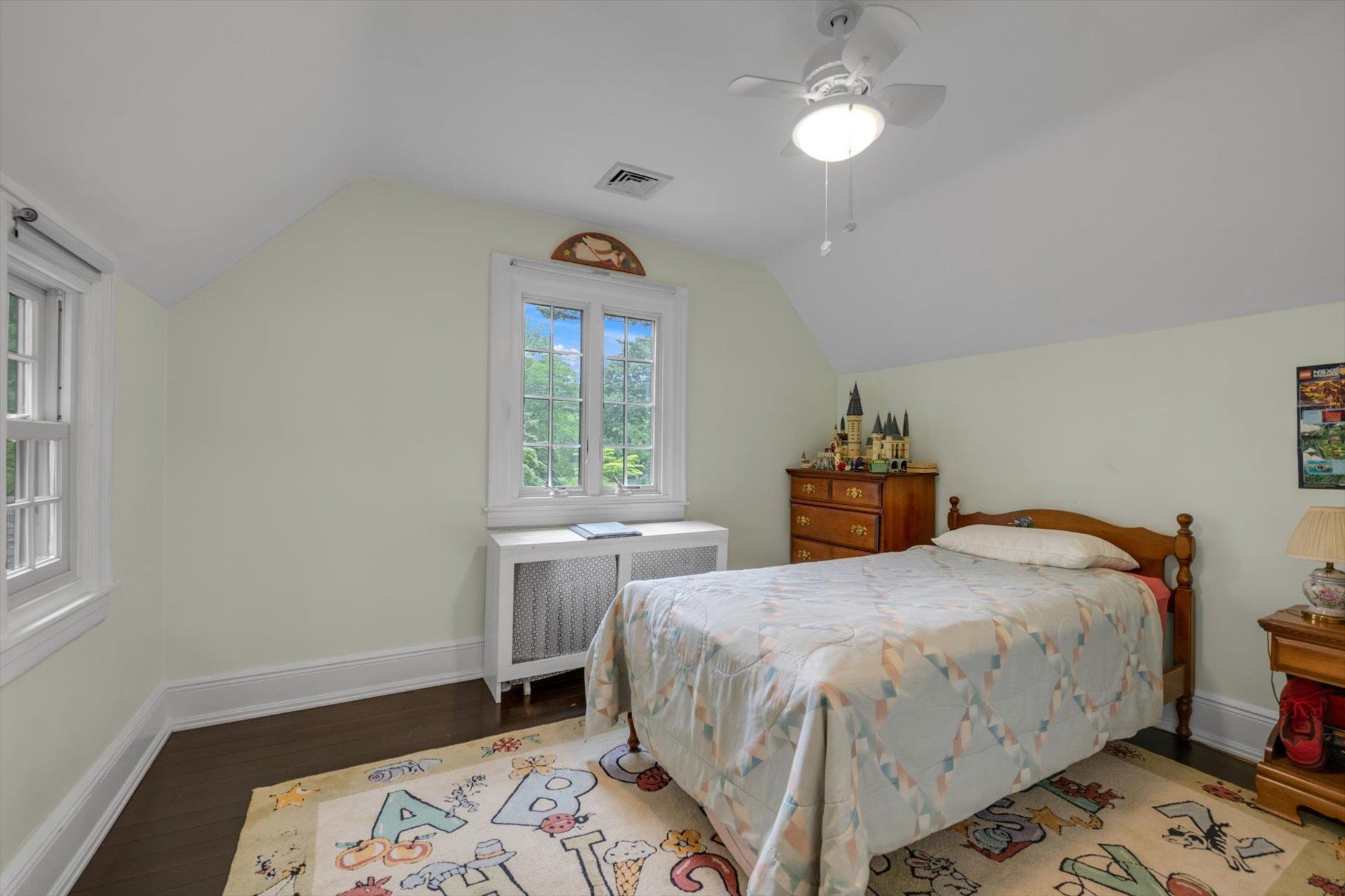 Single Family Summit  Nassau County, NY 11050, MLS-878270-11