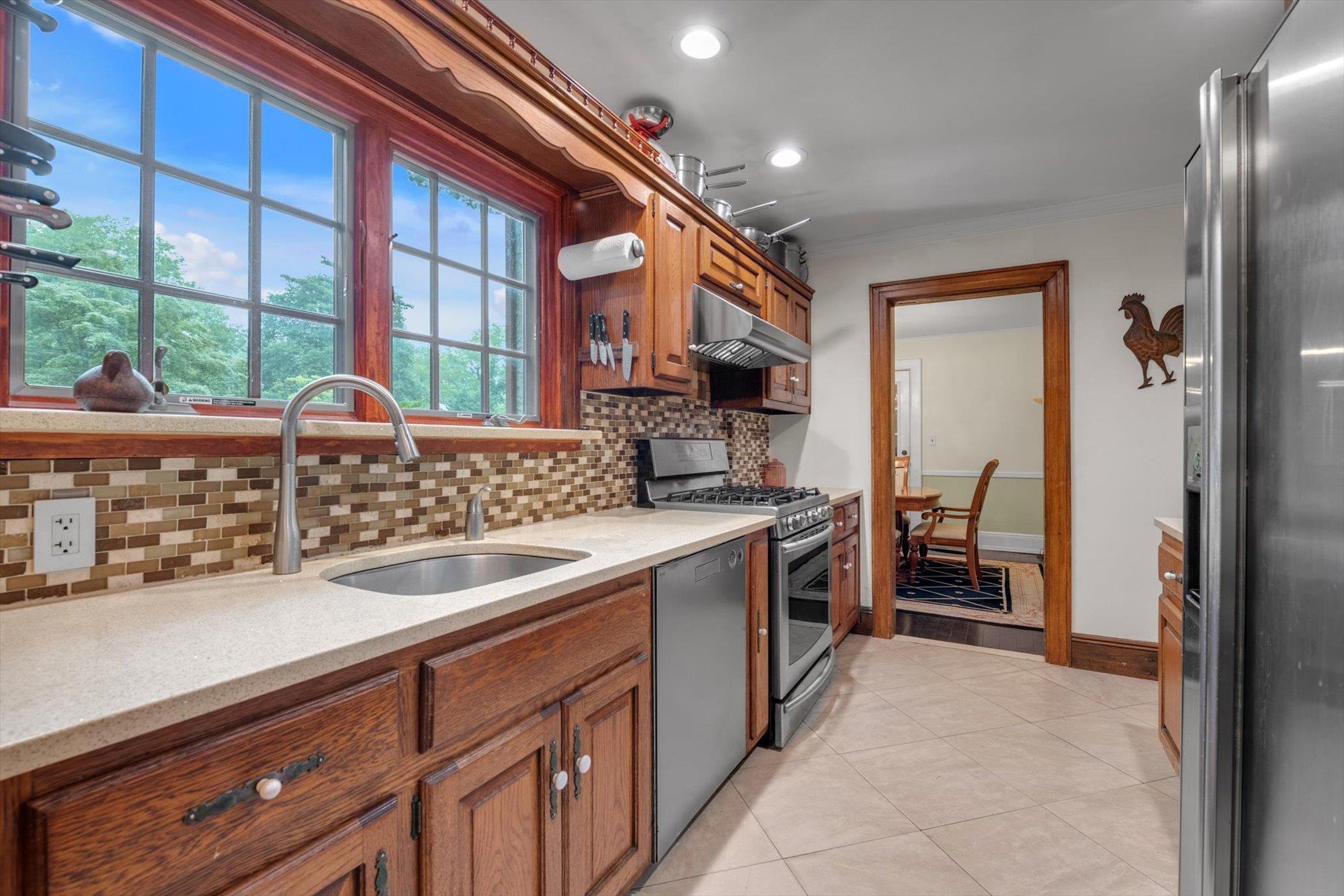 Single Family Summit  Nassau County, NY 11050, MLS-878270-7