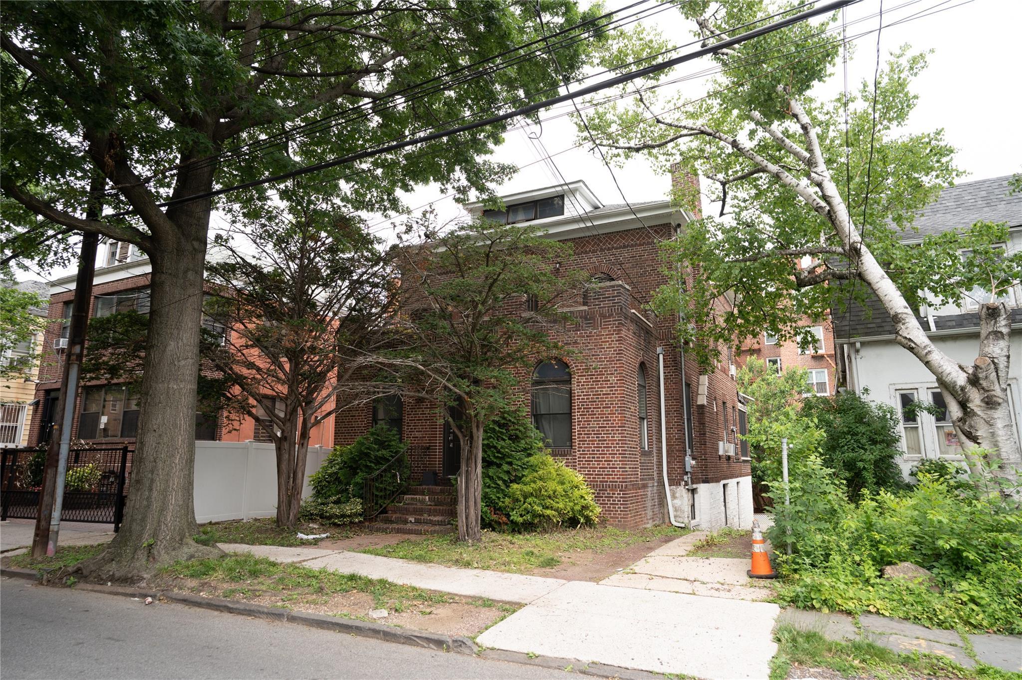 Single Family Giles  Bronx, NY 10463, MLS-878278-26