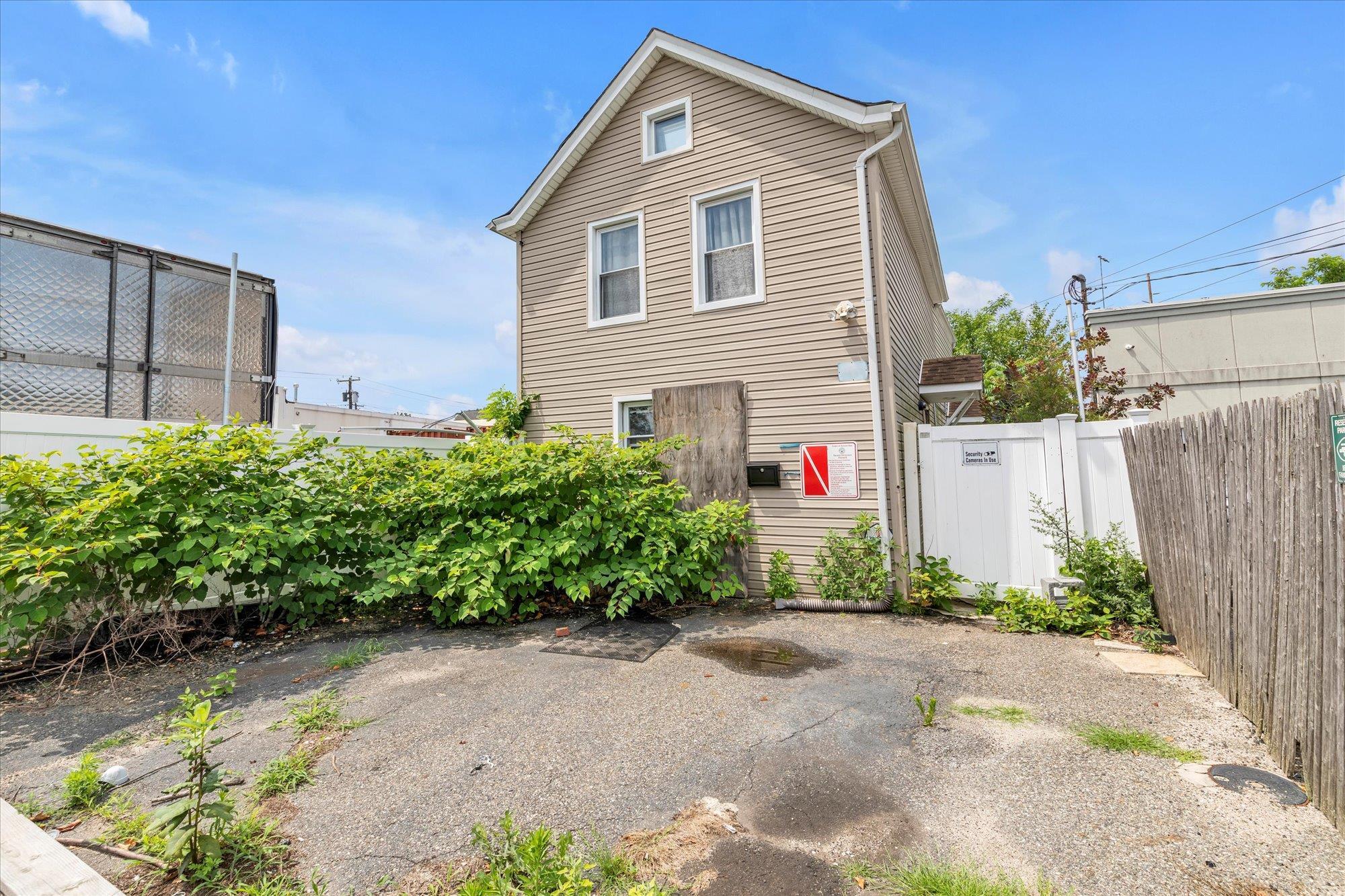 Single Family Max  Nassau County, NY 11801, MLS-878283-2