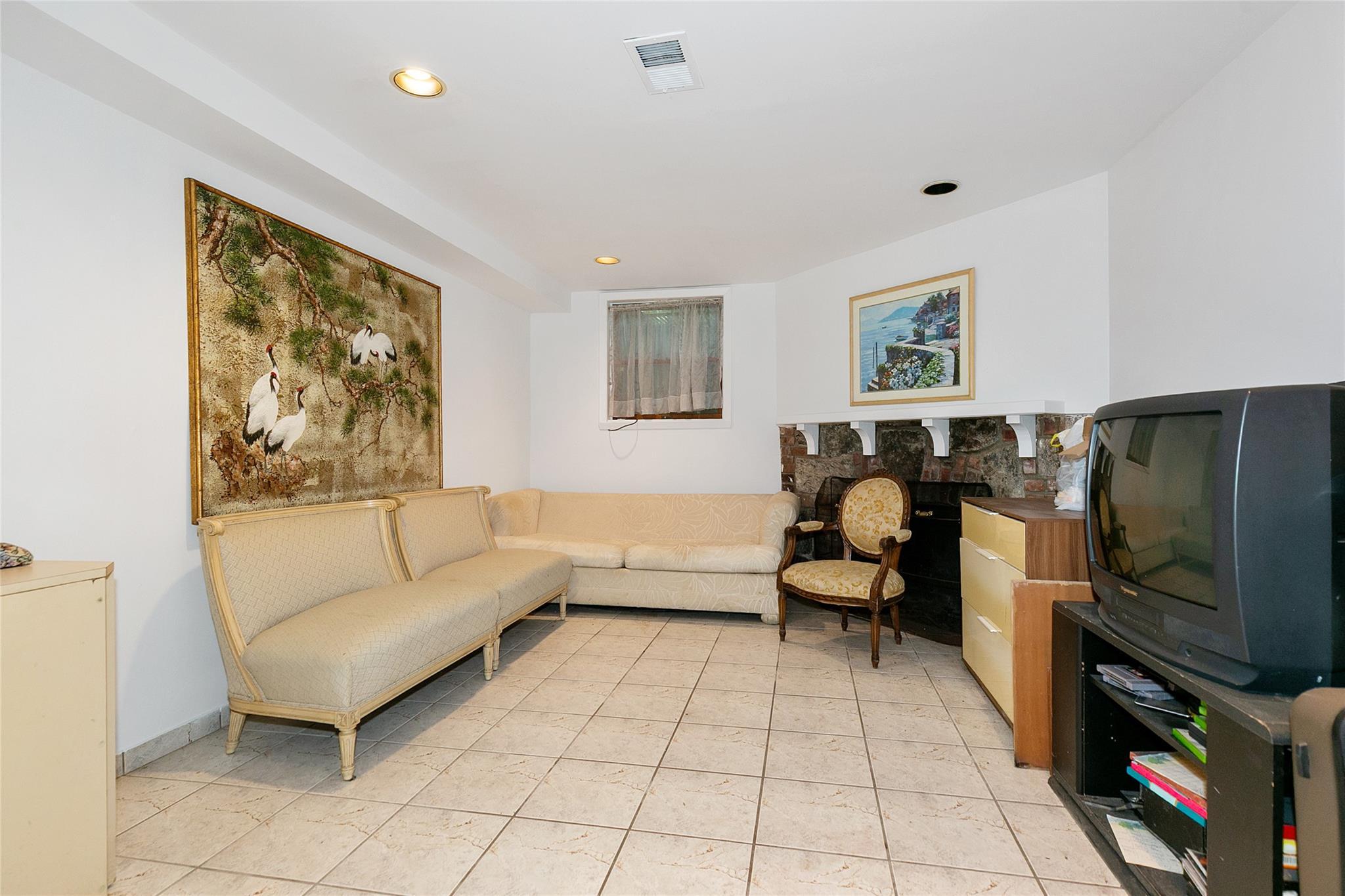 Single Family Ravine  Nassau County, NY 11023, MLS-878299-32