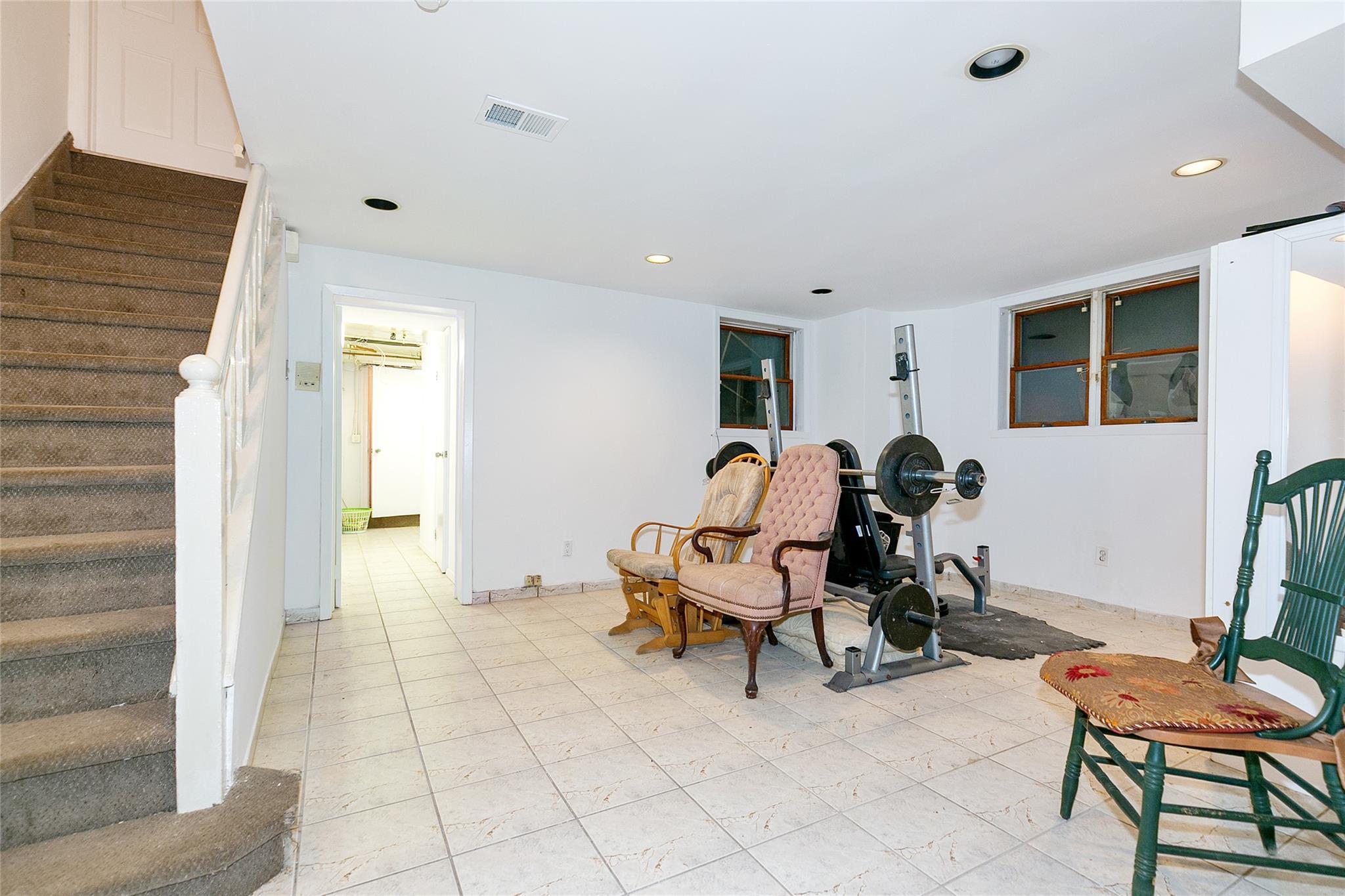 Single Family Ravine  Nassau County, NY 11023, MLS-878299-33