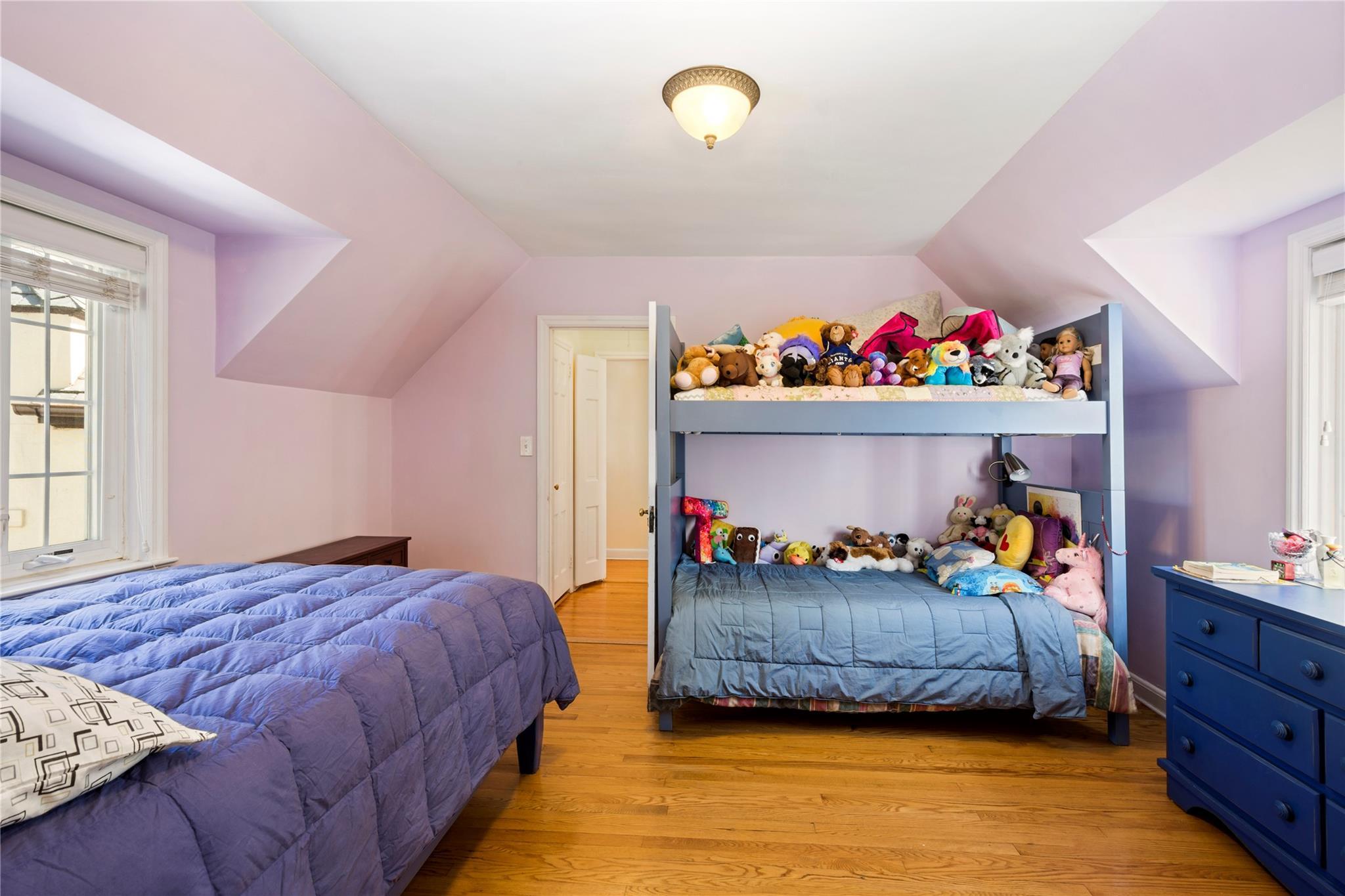 Single Family Grosvenor  Bronx, NY 10471, MLS-878300-10
