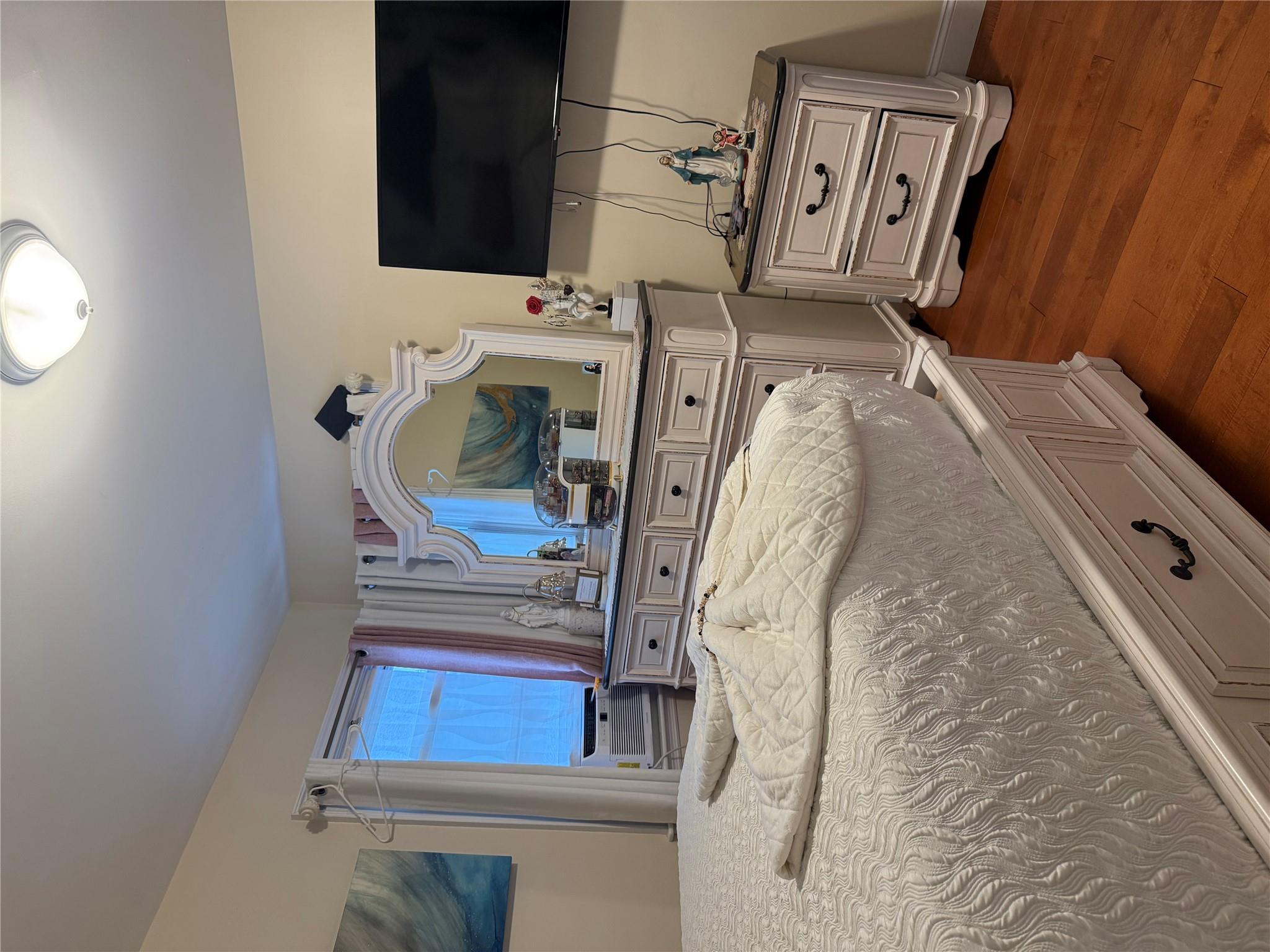 Single Family Monterey  Queens, NY 11429, MLS-878301-11