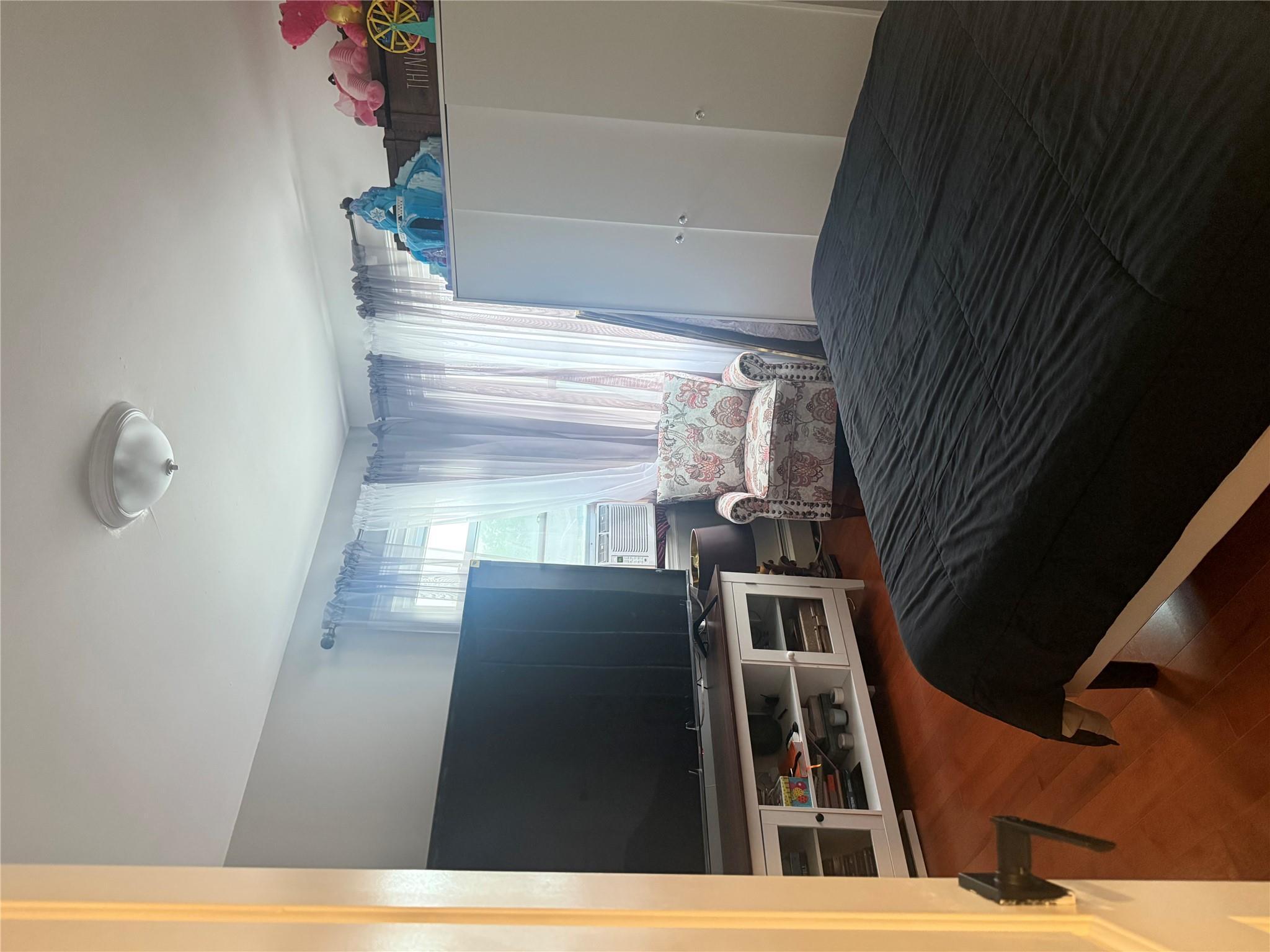 Single Family Monterey  Queens, NY 11429, MLS-878301-22
