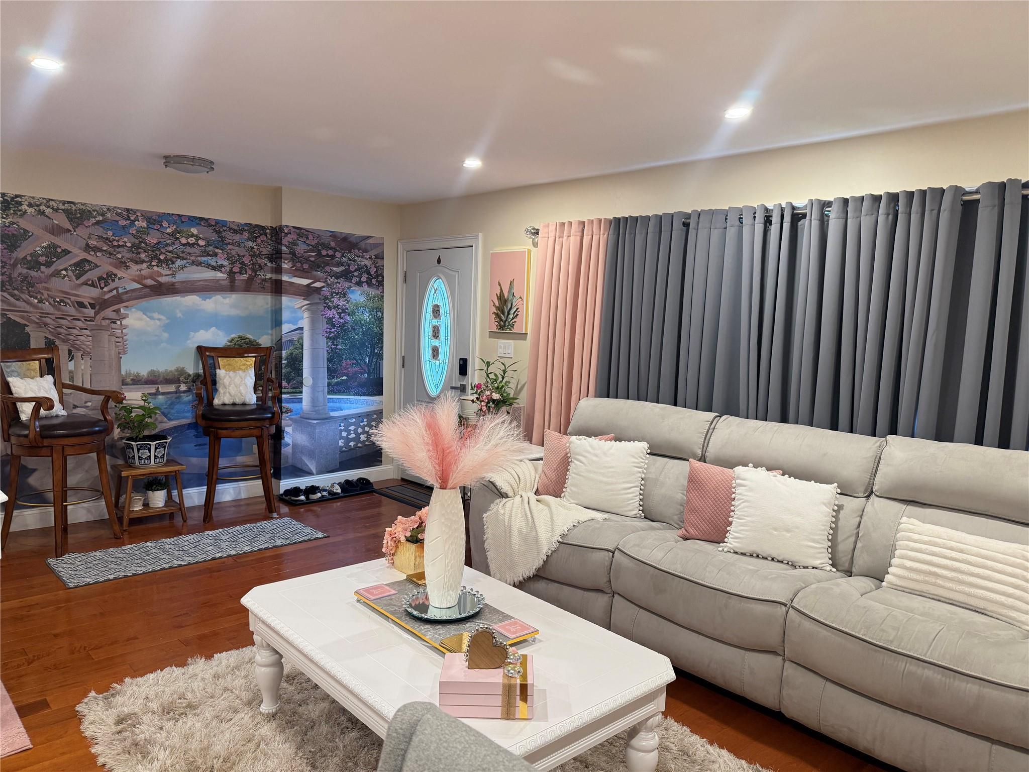 Single Family Monterey  Queens, NY 11429, MLS-878301-6