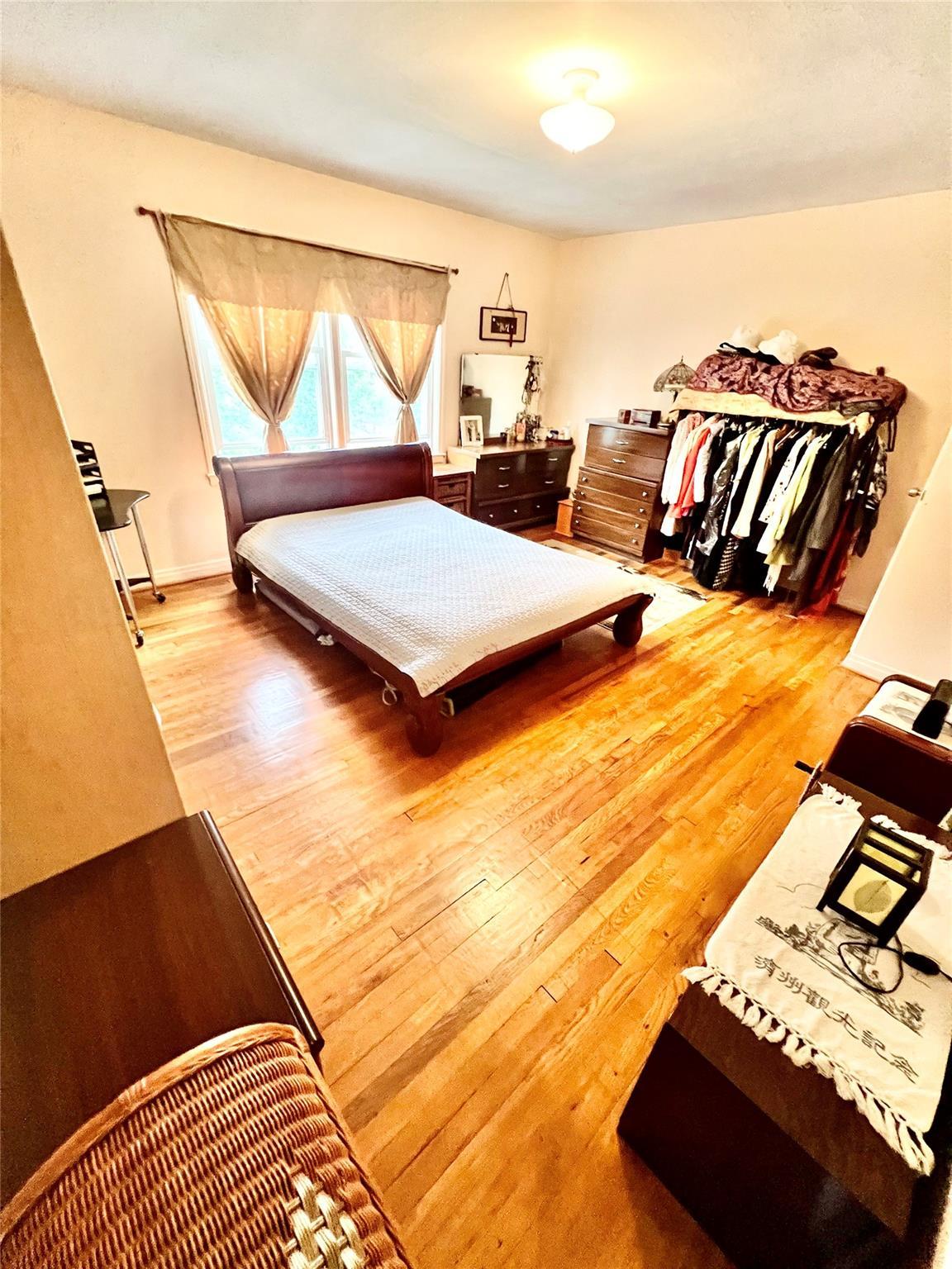 Single Family 195th  Queens, NY 11358, MLS-878305-14